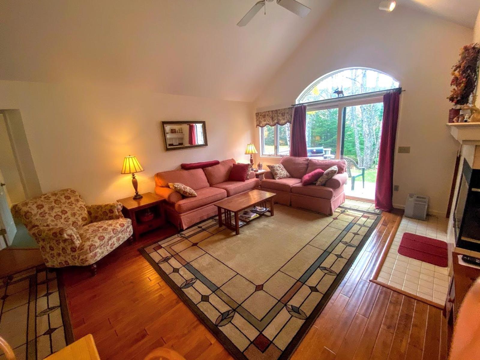 Three-Bedroom Villa - Photo 17