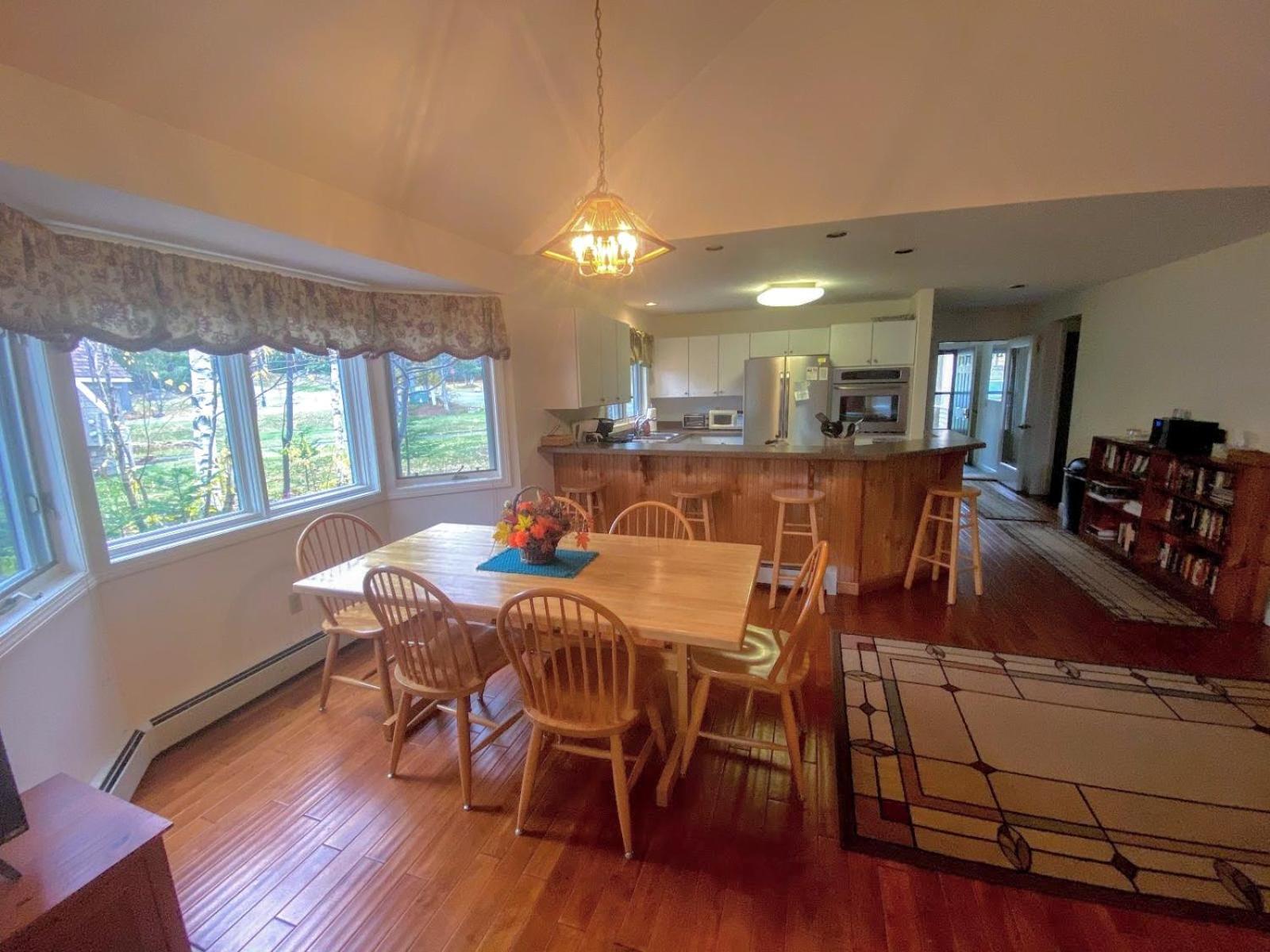 Three-Bedroom Villa - Photo 11