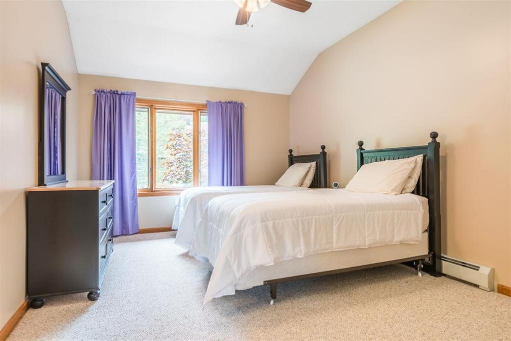 Four-Bedroom Villa - Photo 1