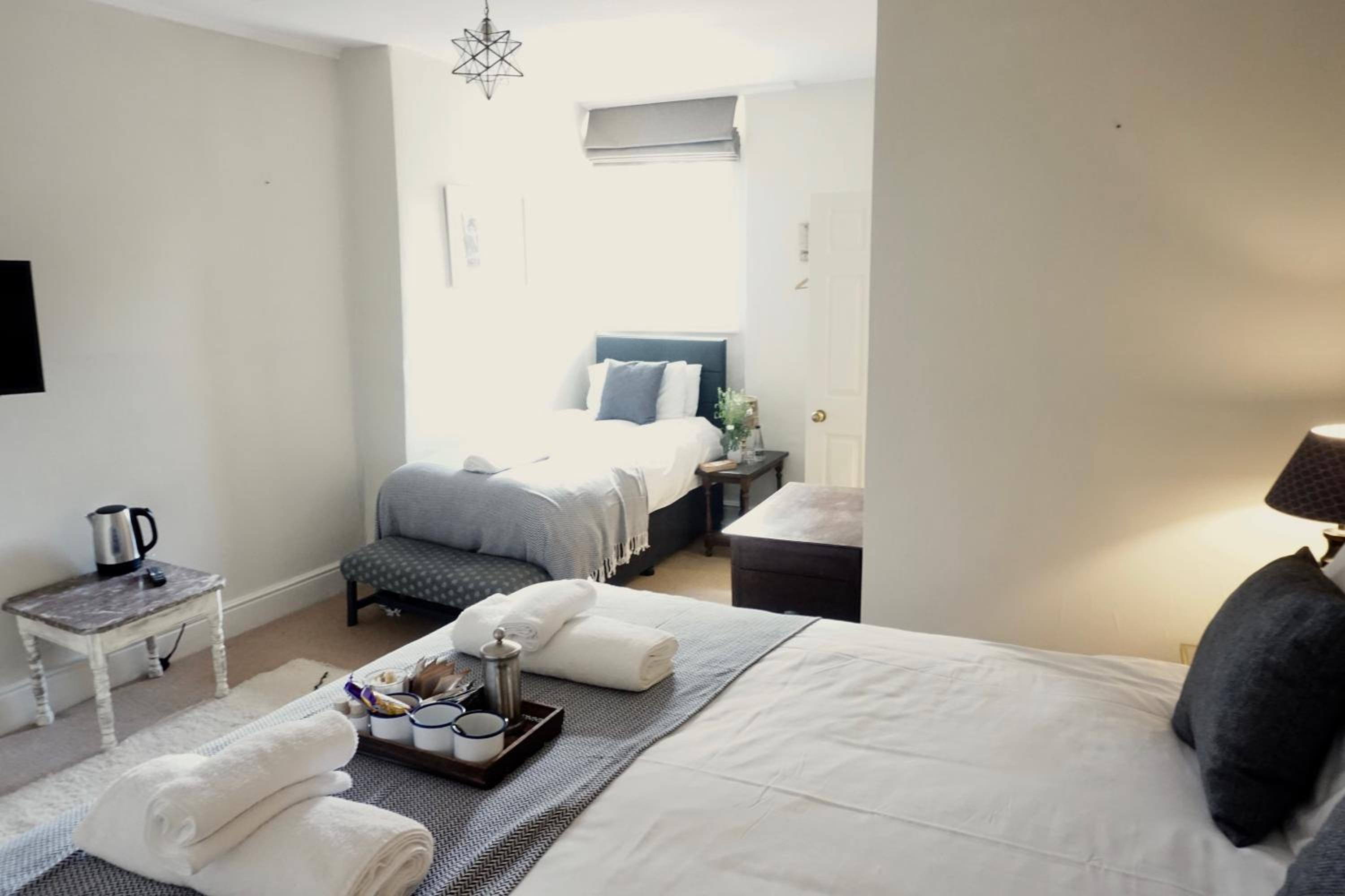 Triple Room - Photo 17