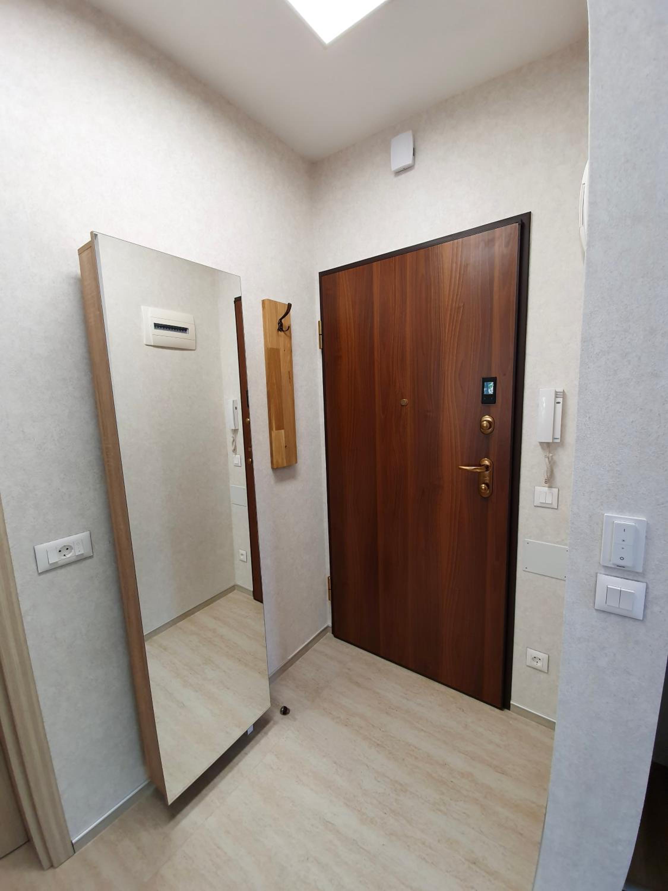 One-Bedroom Apartment - Photo 25