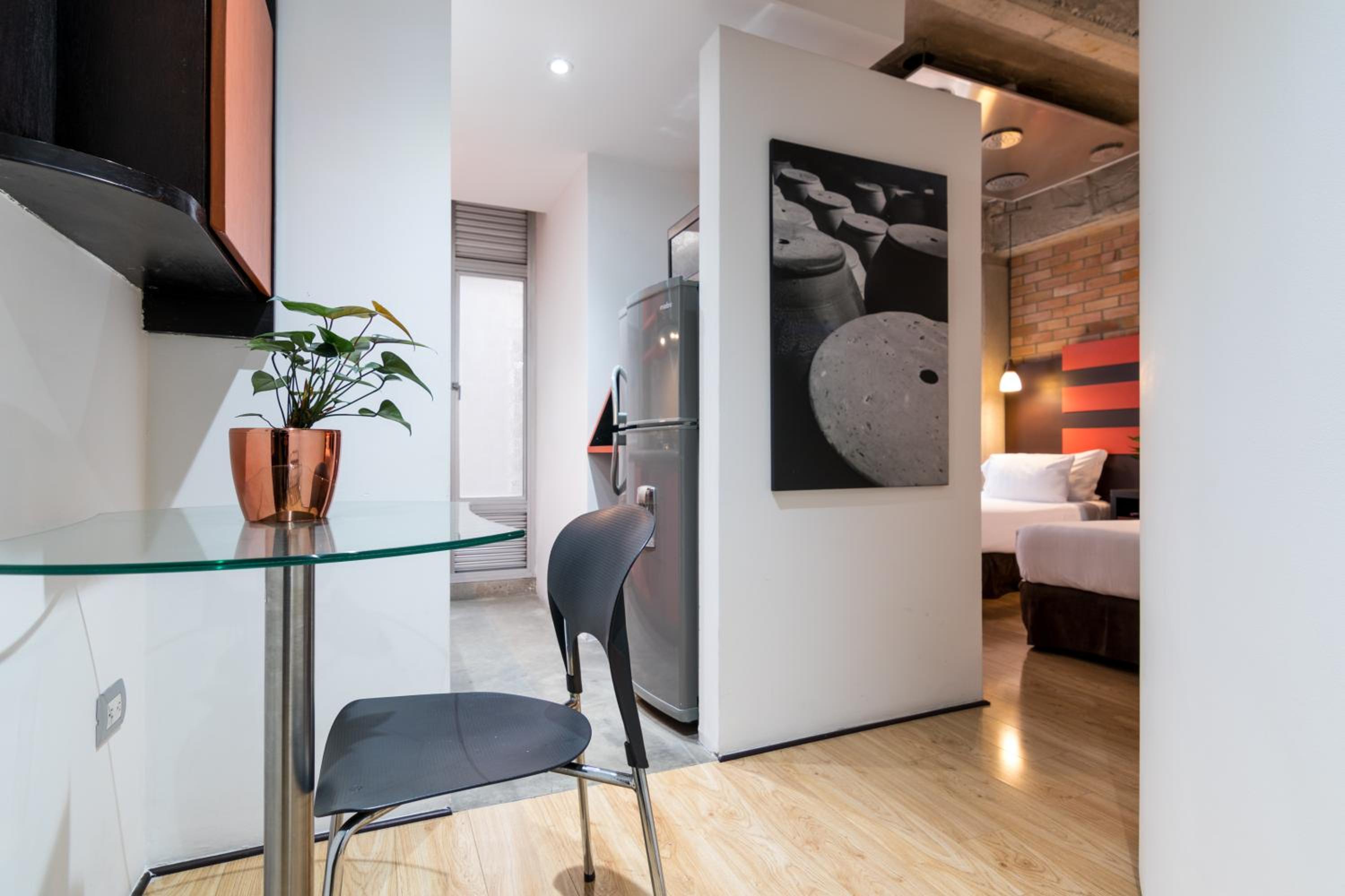 Double or Twin Room - Photo 9