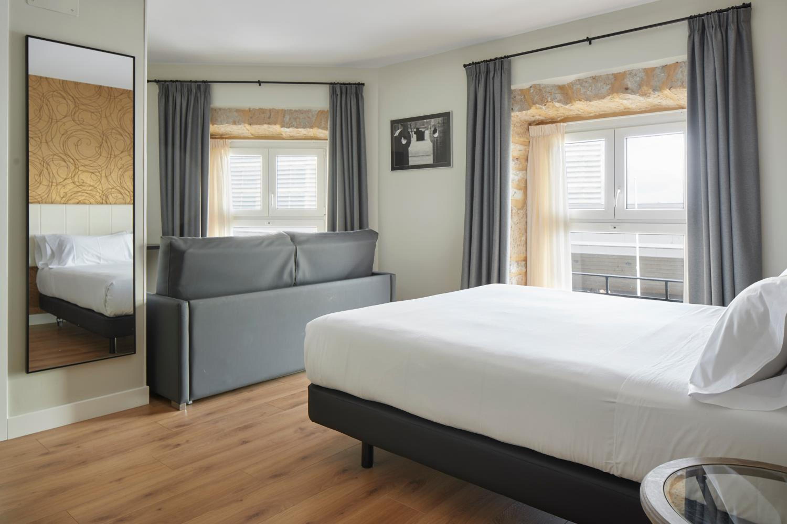Junior Suite - Photo 2