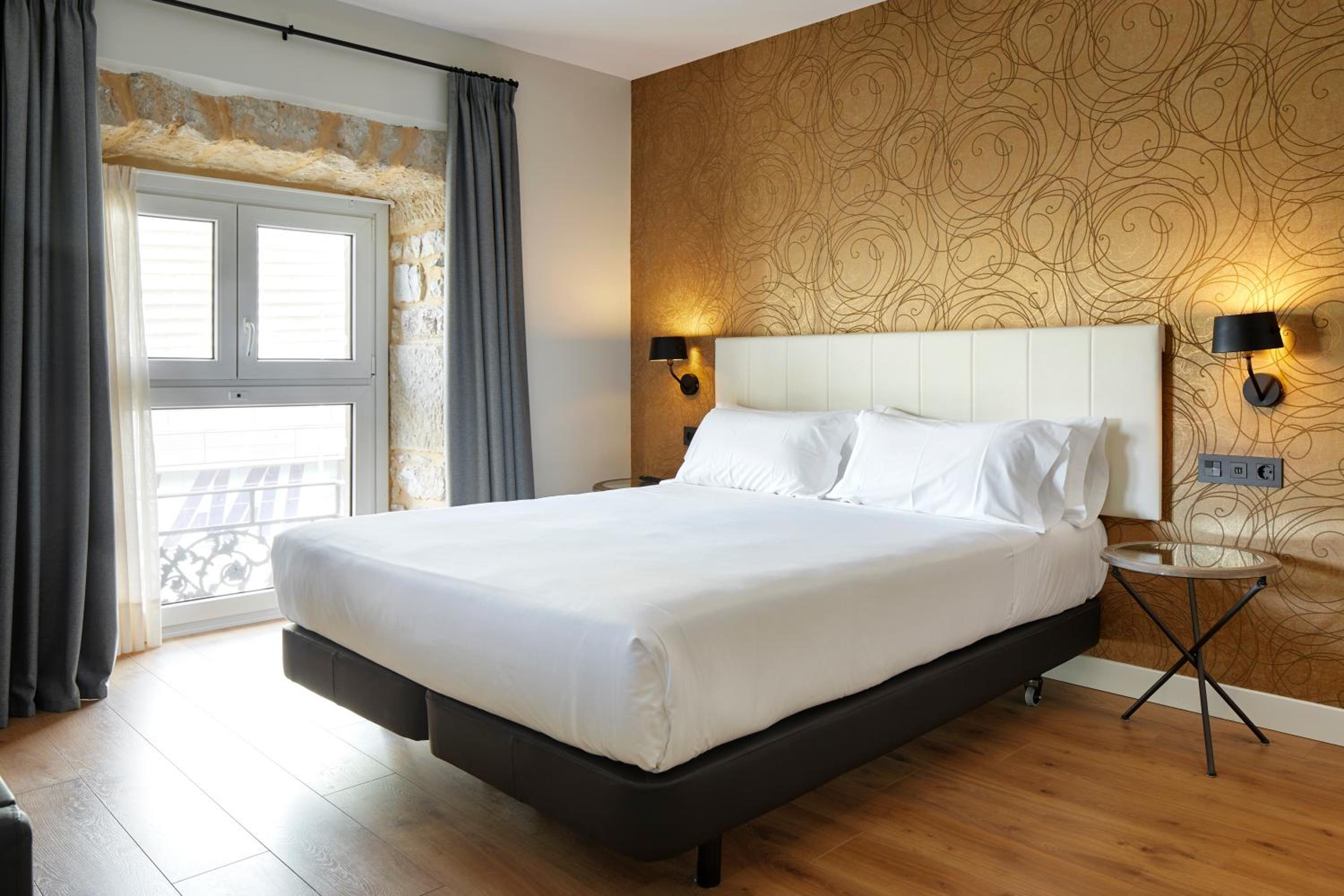Junior Suite - Photo 1