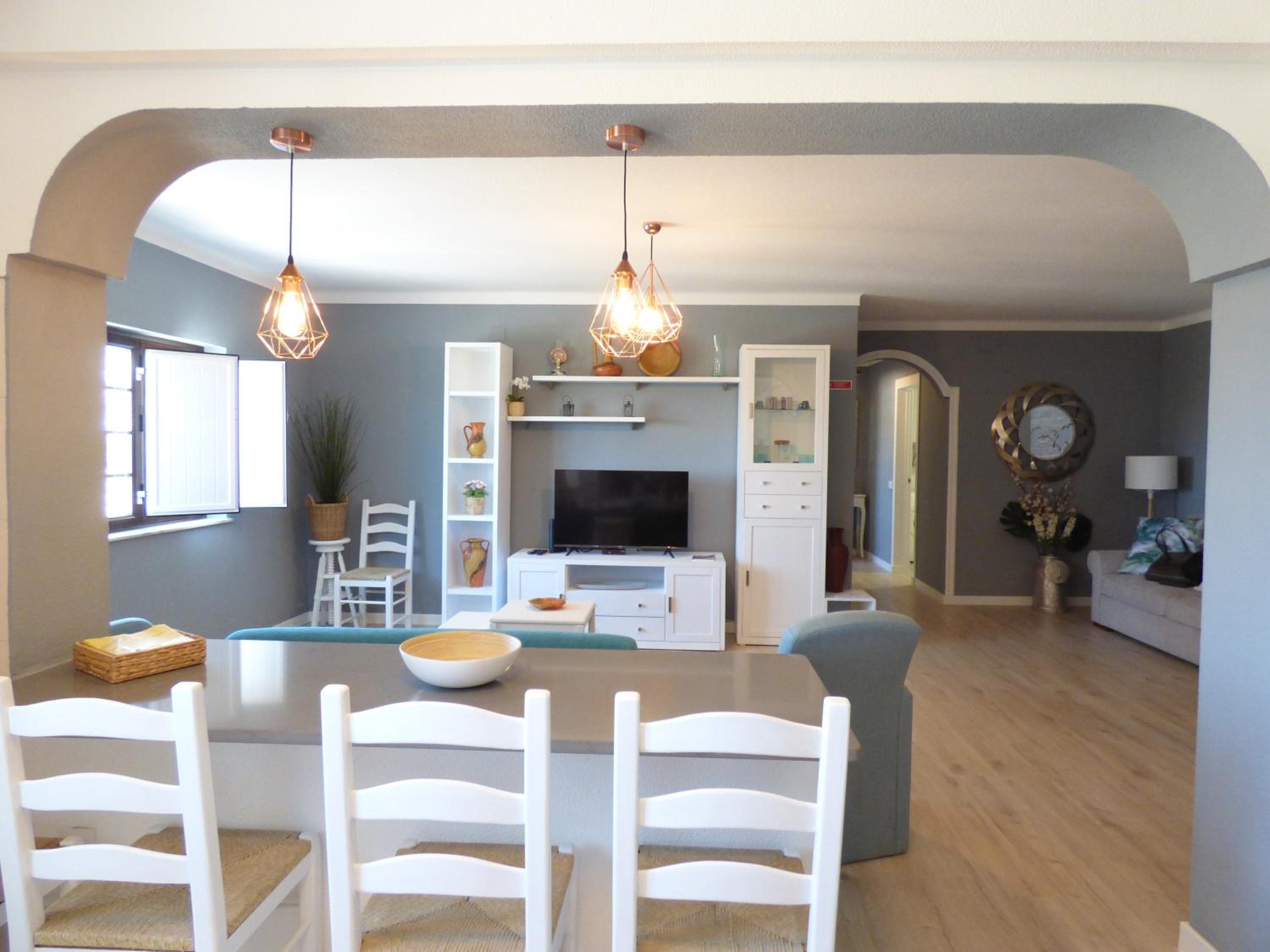 Two-Bedroom Apartment - Photo 6