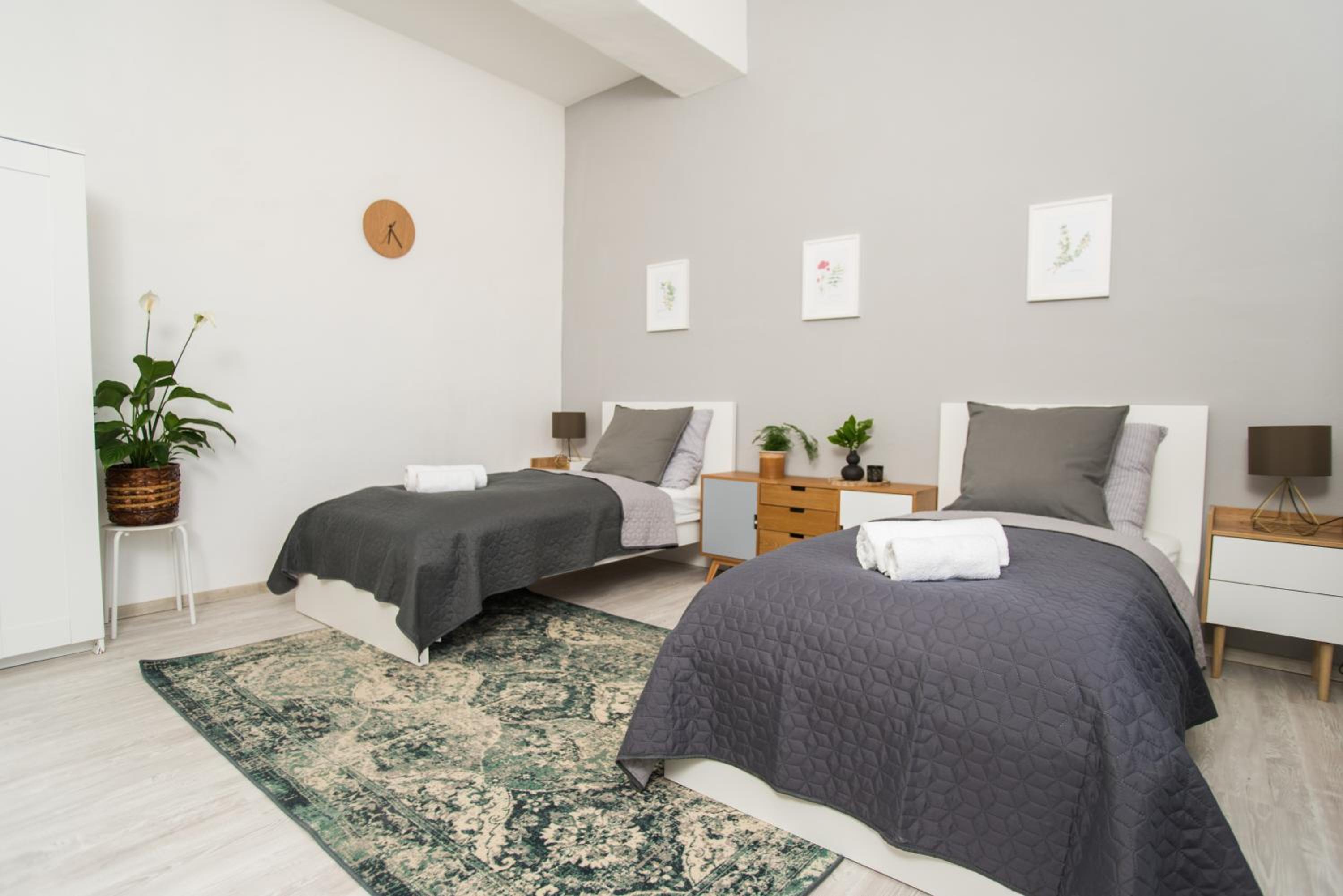 Twin Room - Photo 1