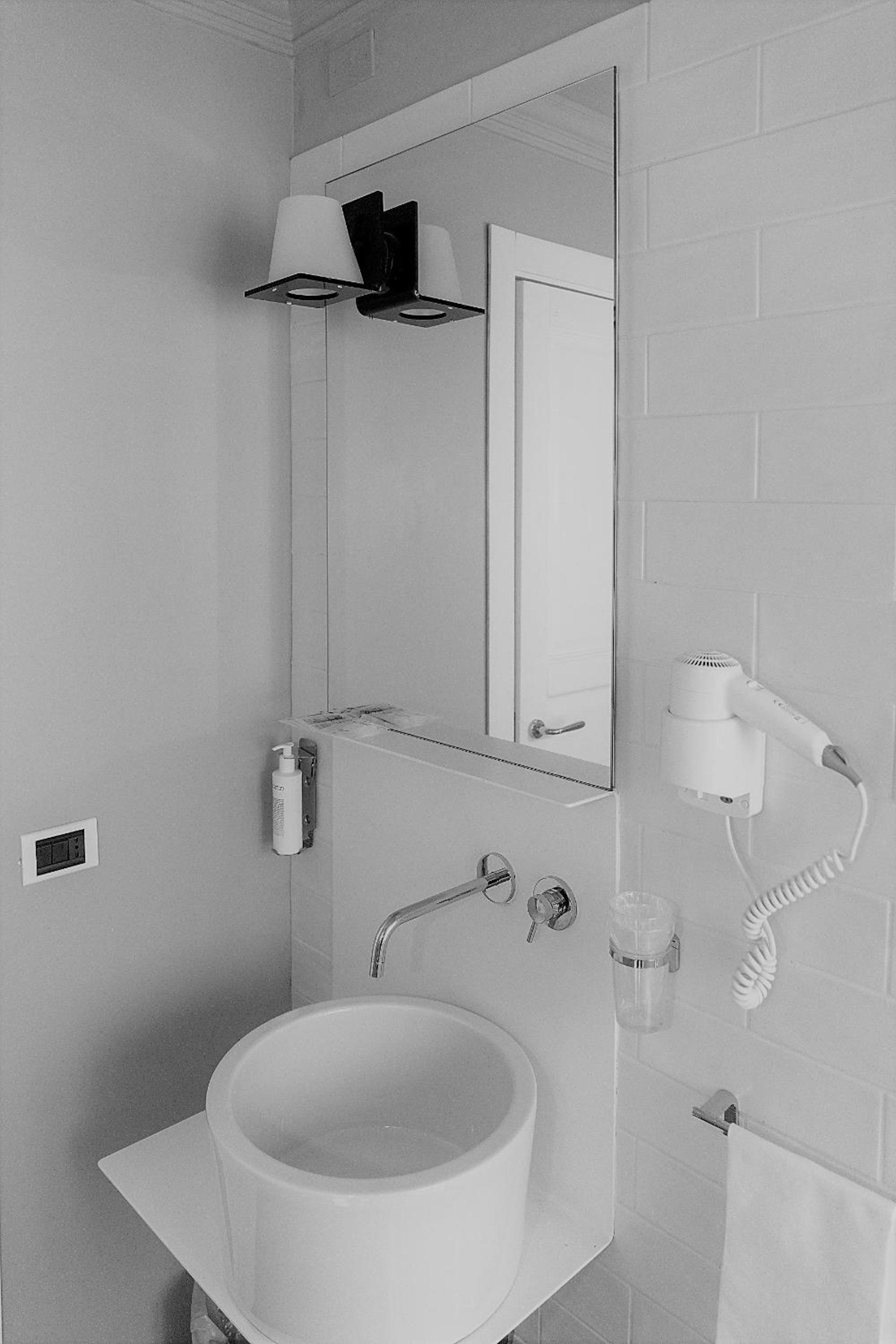 Family Suite - Photo 9