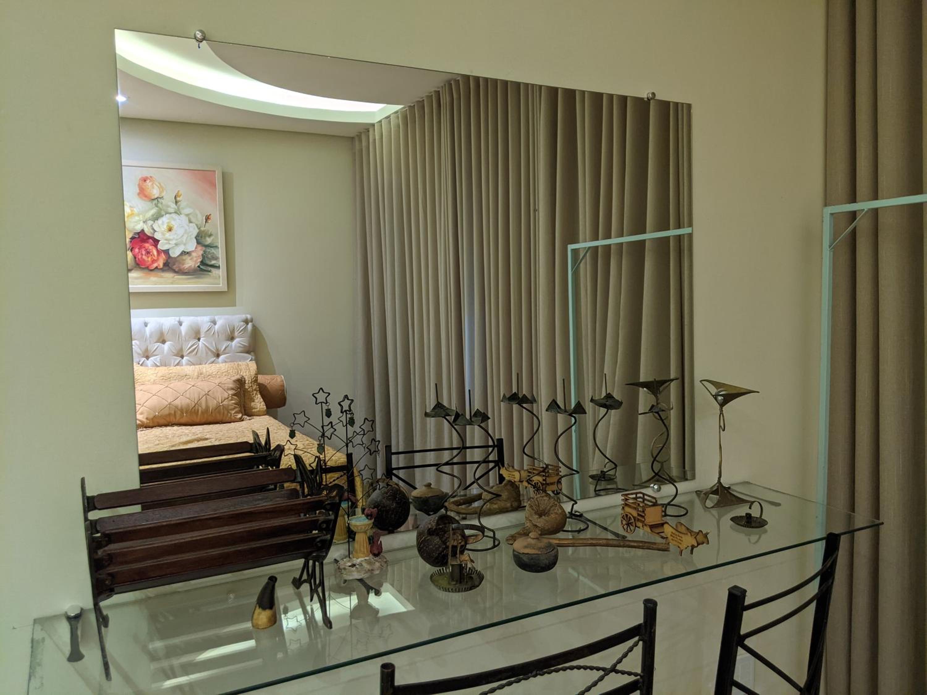 Deluxe Queen Suite photo 3