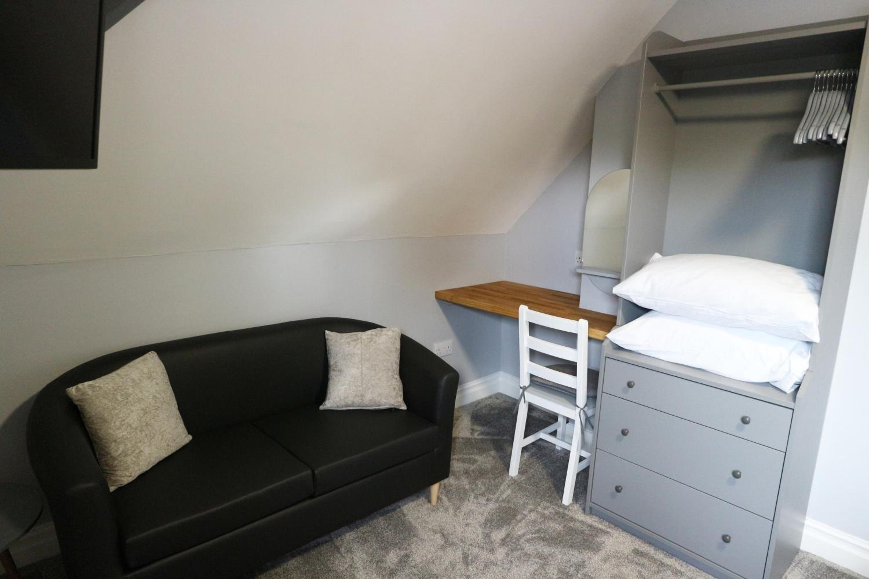Double Room - Photo 1