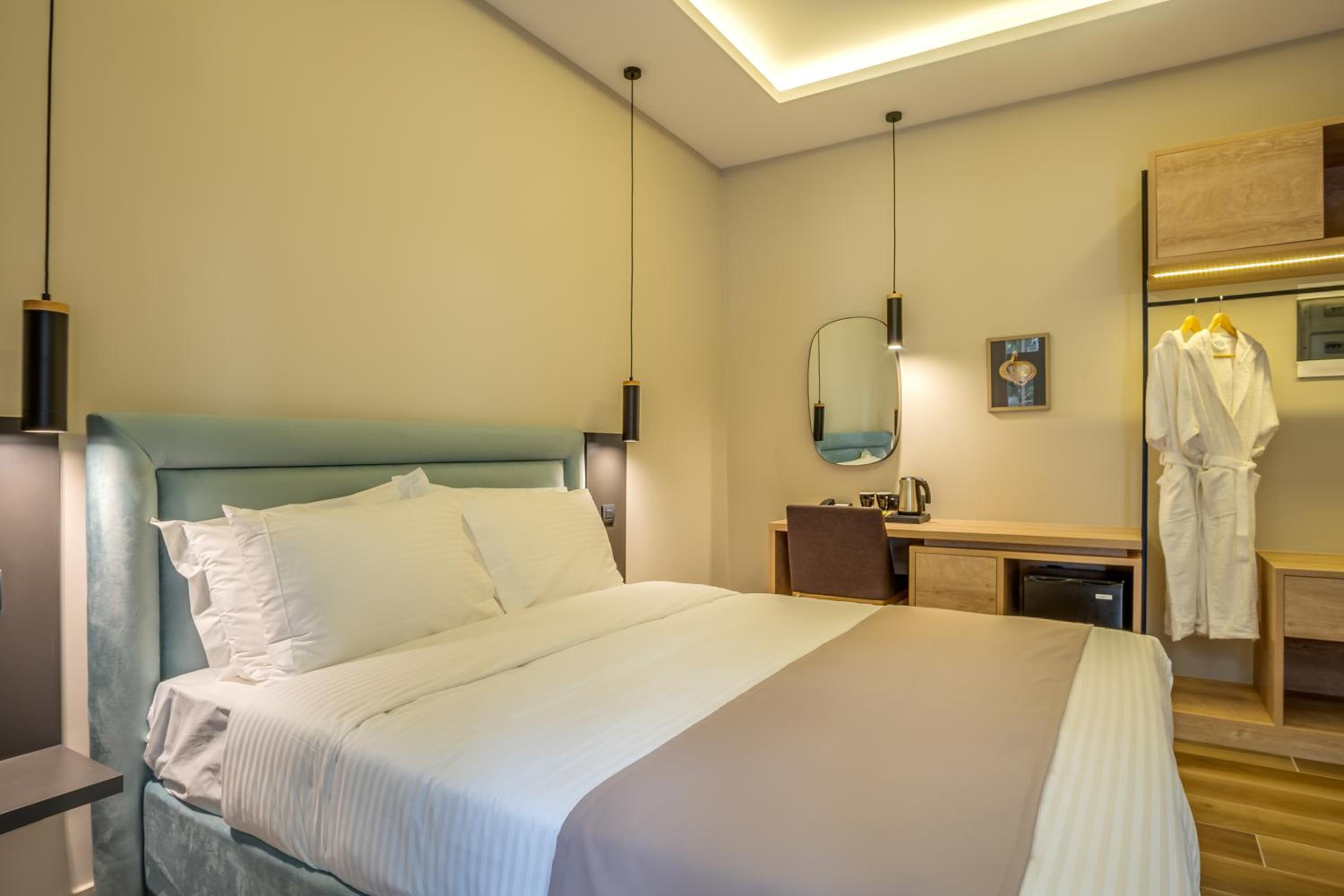 Superior Double or Twin Room with Terrace photo 2