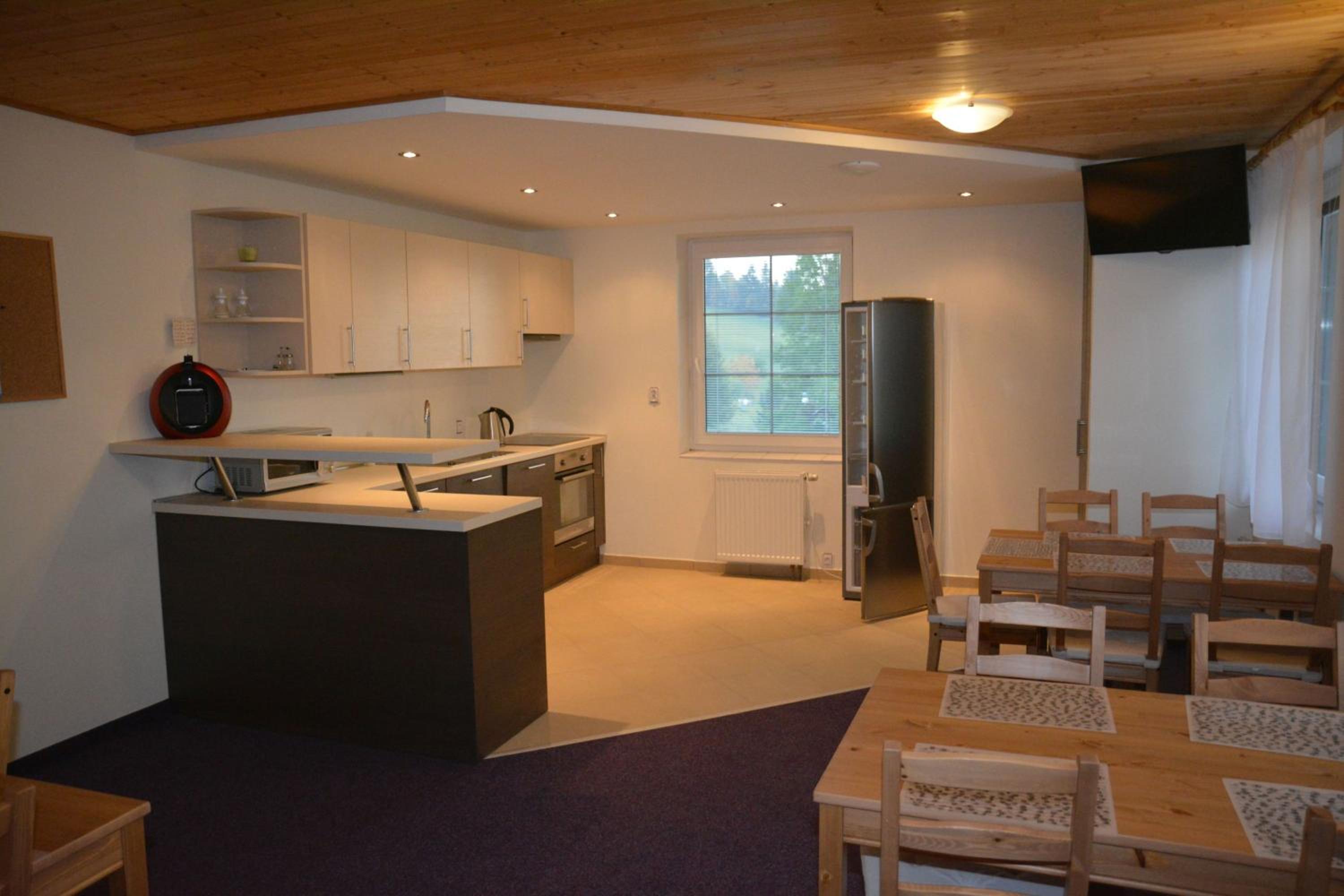 Apartment with Mountain View photo 3