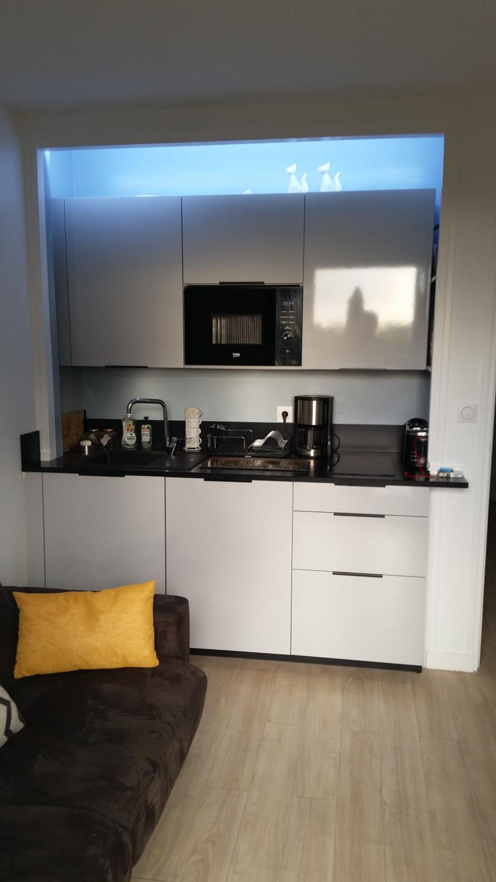 Apartment with Garden View - Photo 9