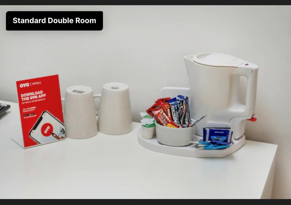 Double Room with Shared Bathroom photo 2