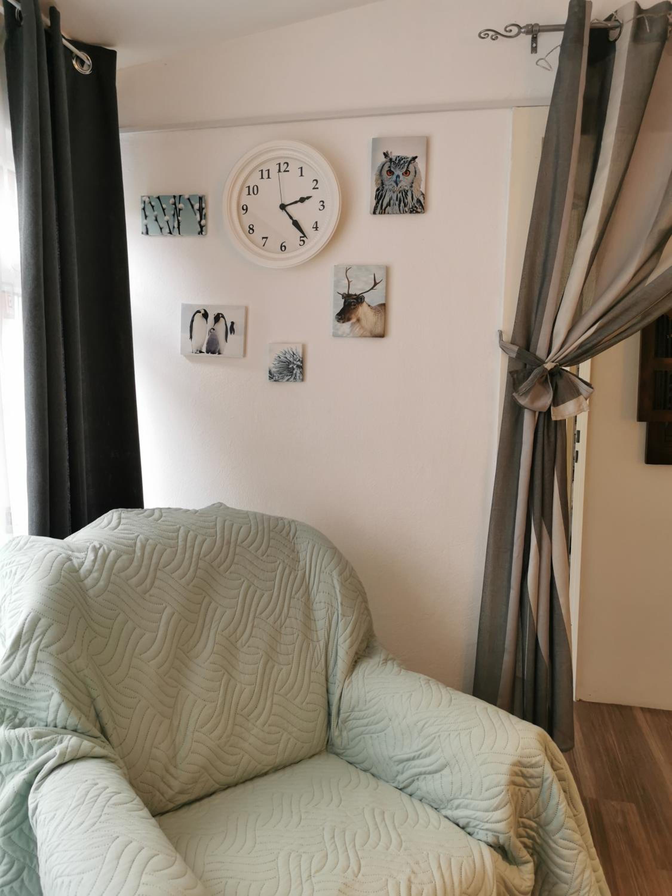 Apartment photo 2