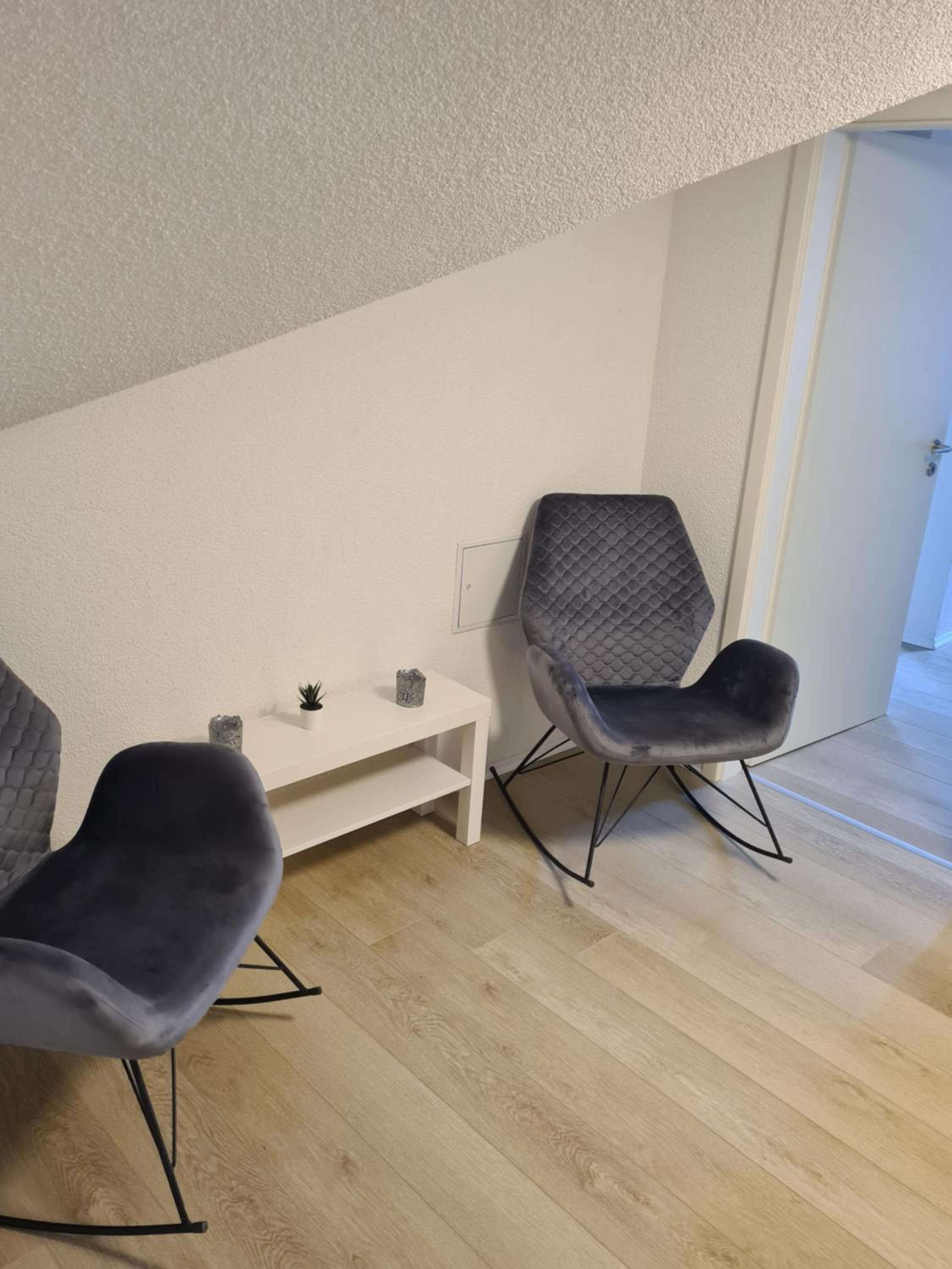 One-Bedroom Apartment - Photo 10