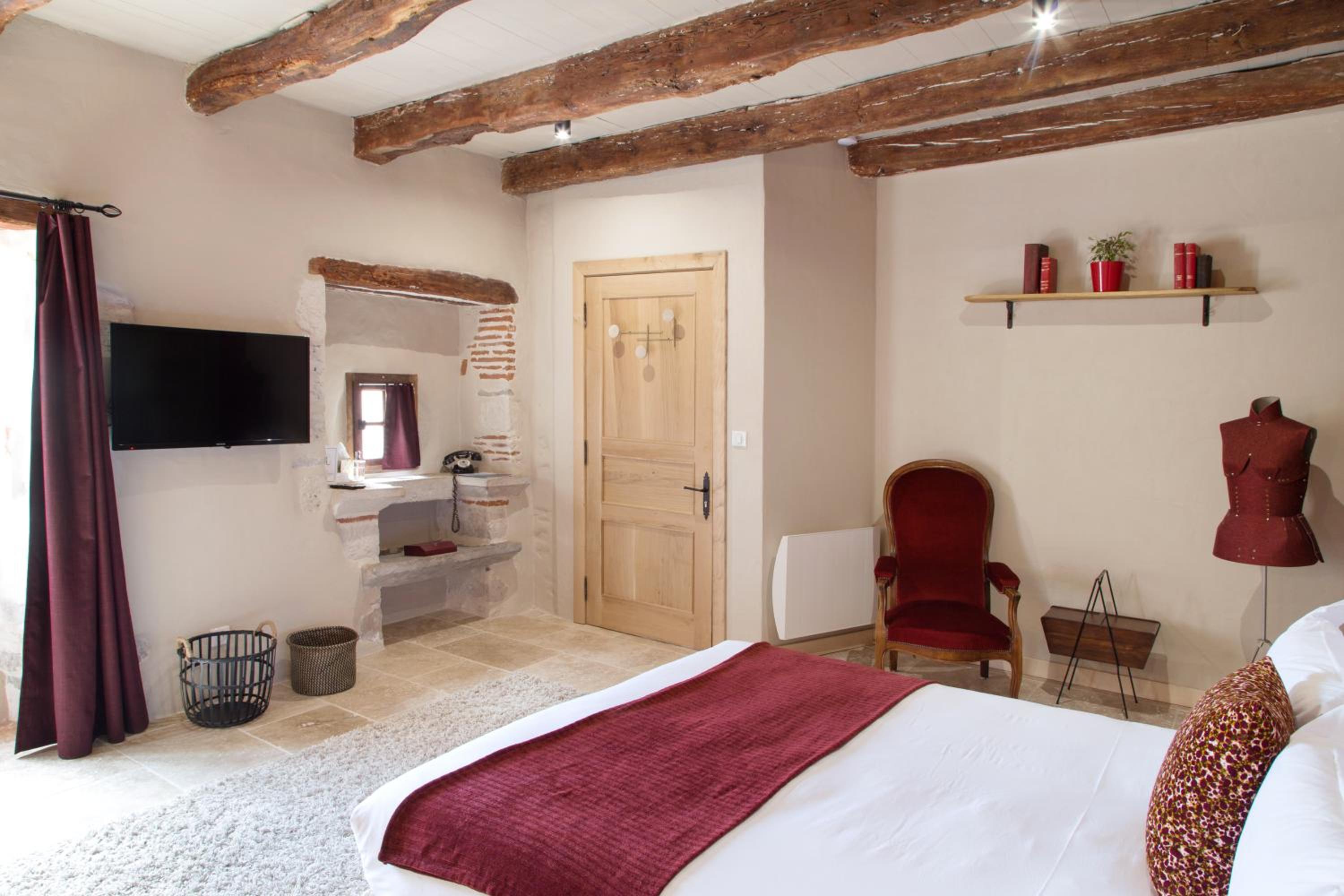 Double or Twin Room - Photo 2