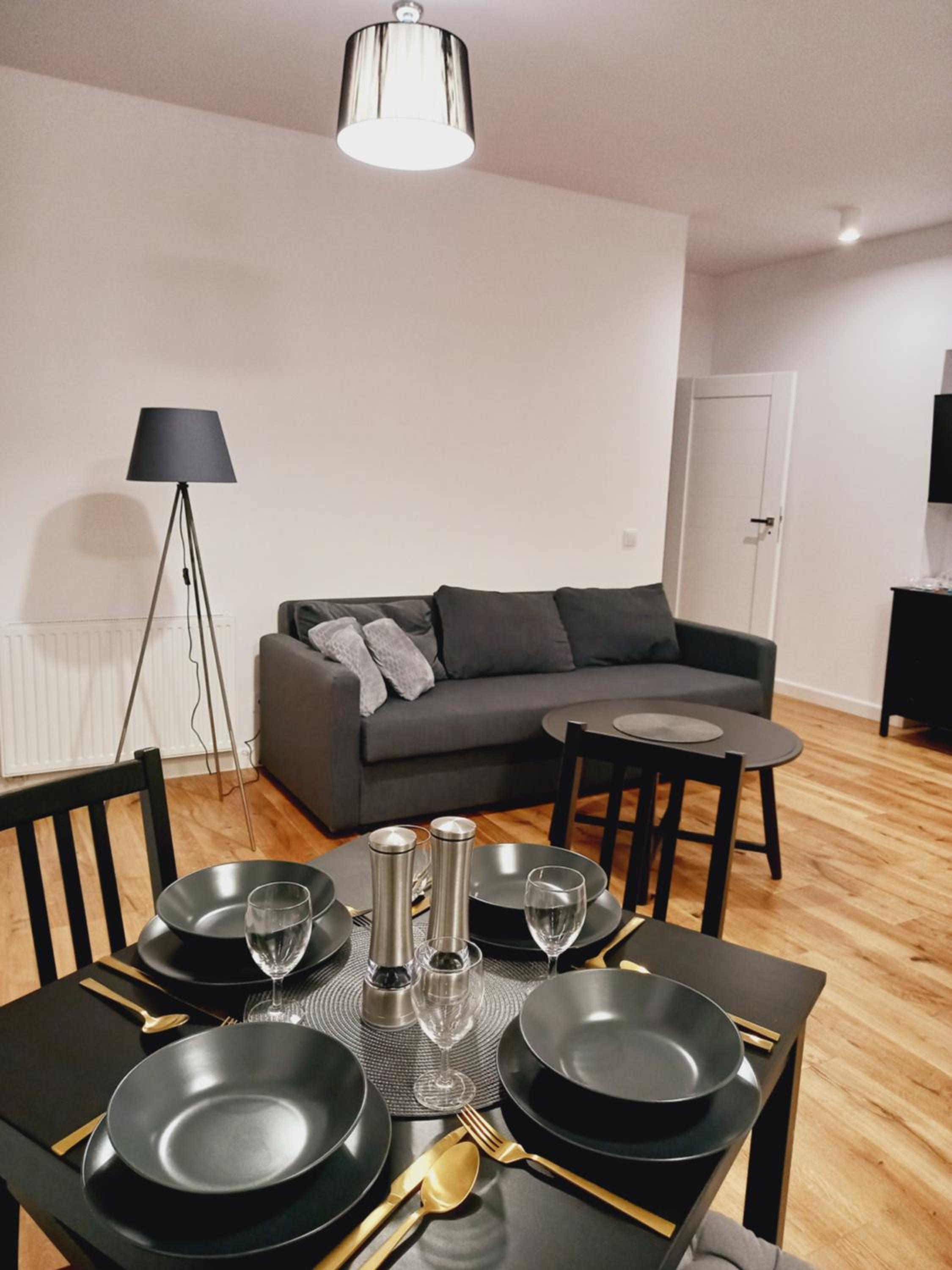 One-Bedroom Apartment - Photo 7