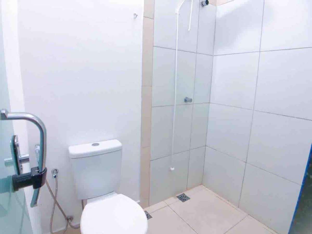 One-Bedroom Apartment - Photo 6