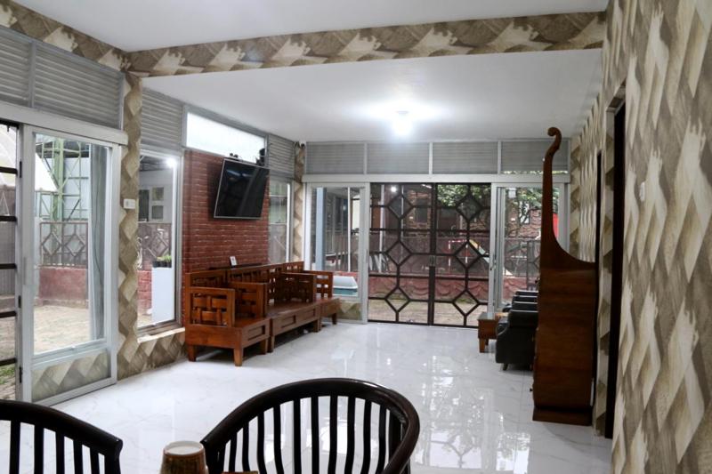 Deluxe Triple Room - Photo 1
