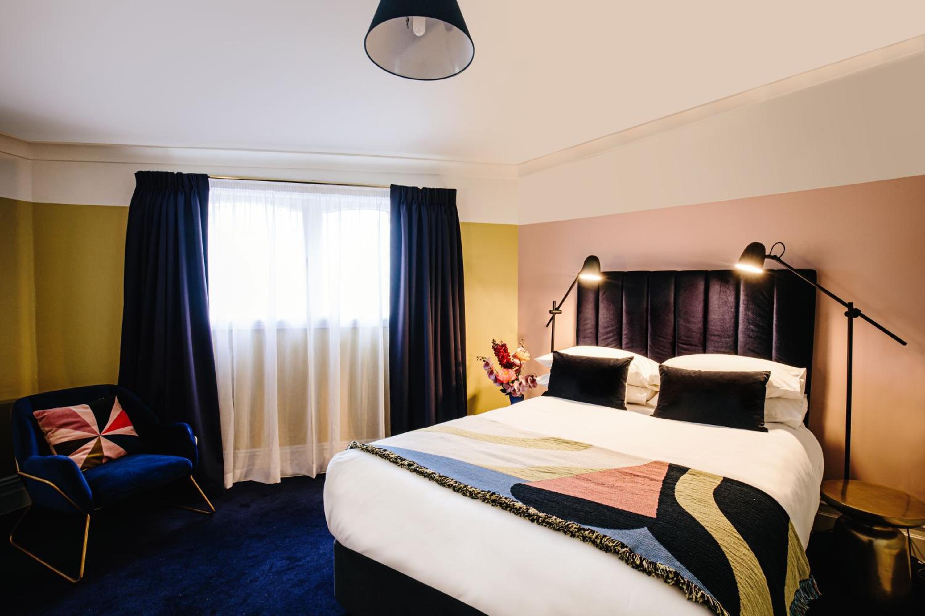 Standard Double Room - Non-Smoking photo 2
