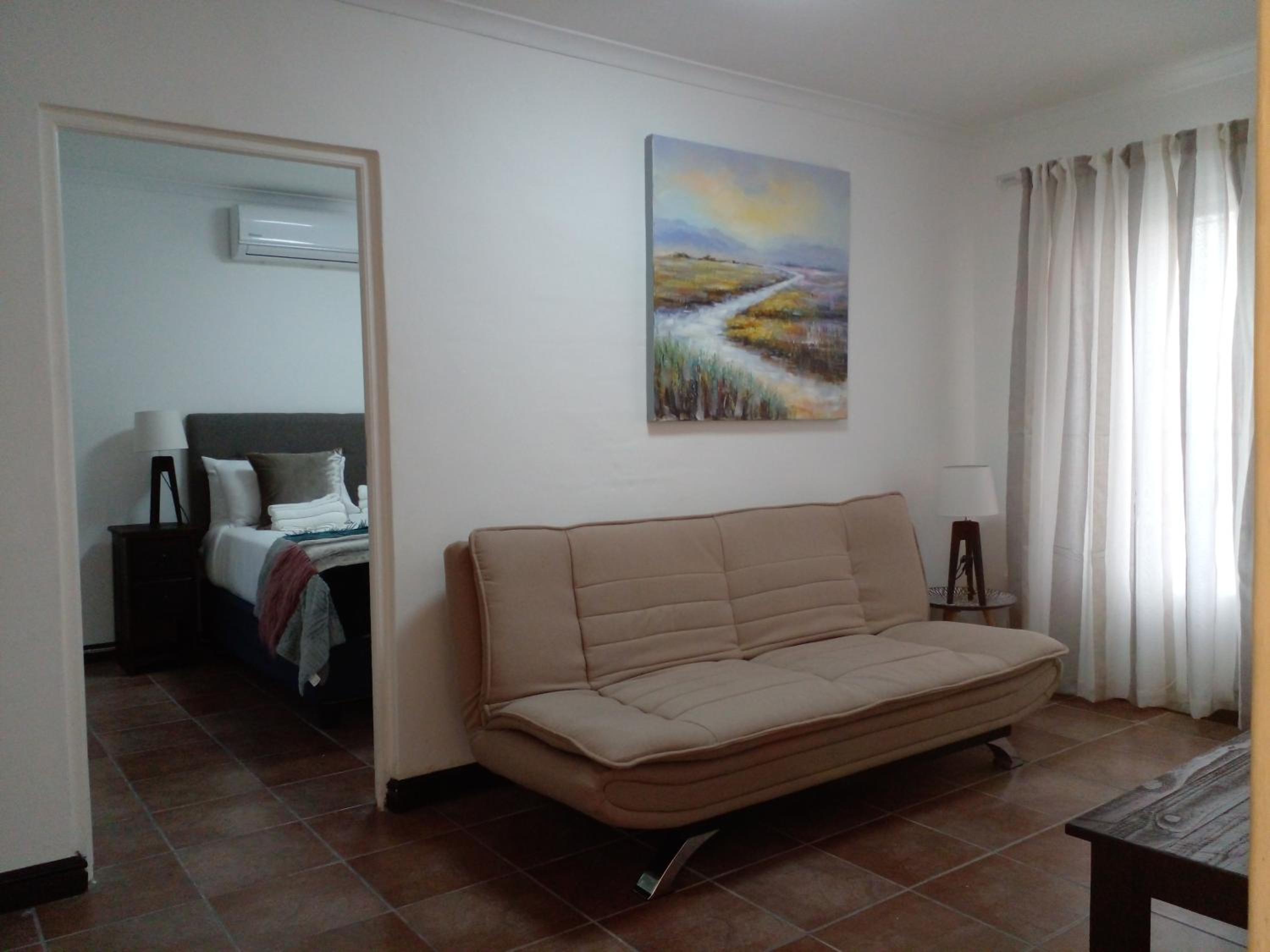 Deluxe Family Room - Photo 3