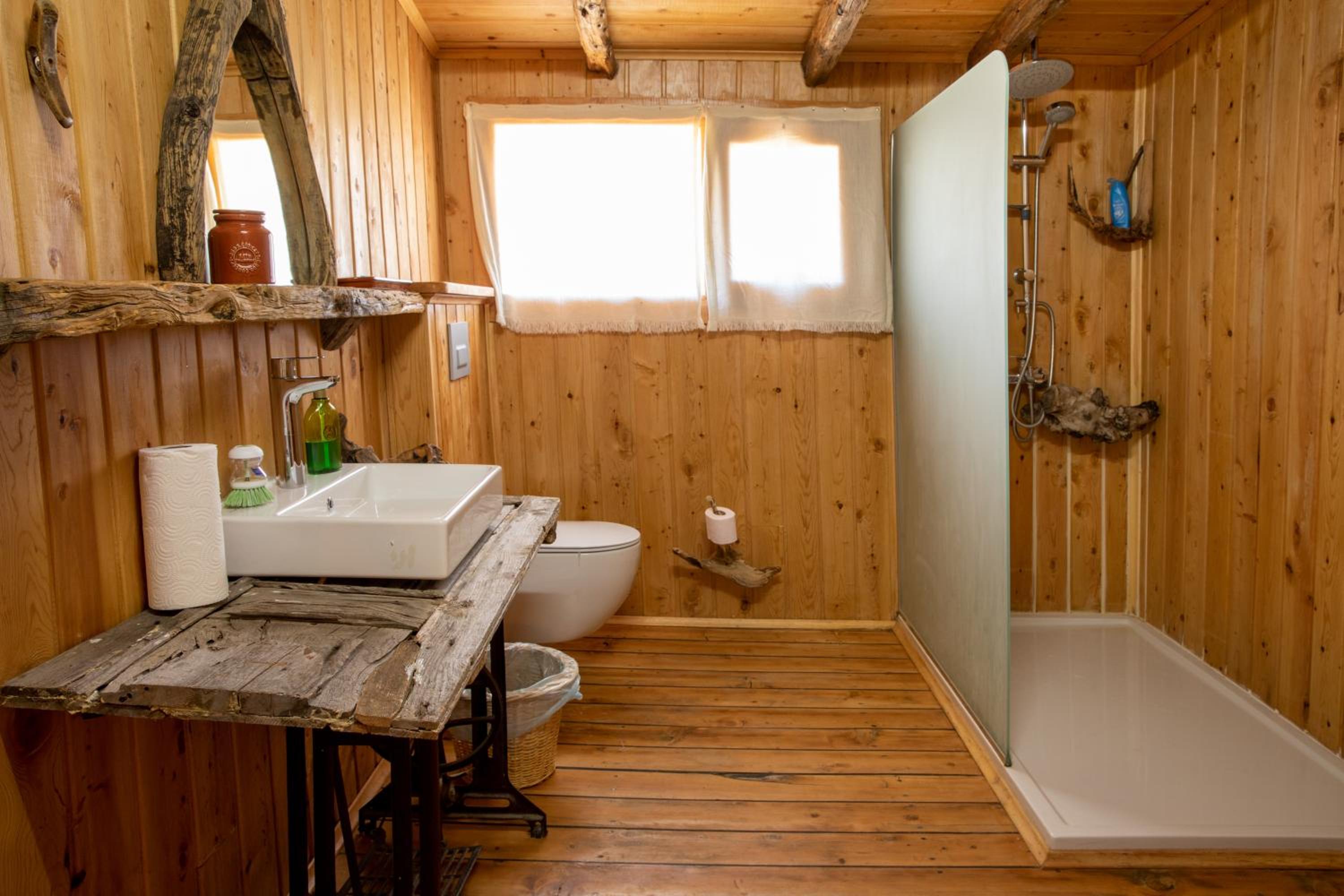 Double Room with Private Bathroom photo 3