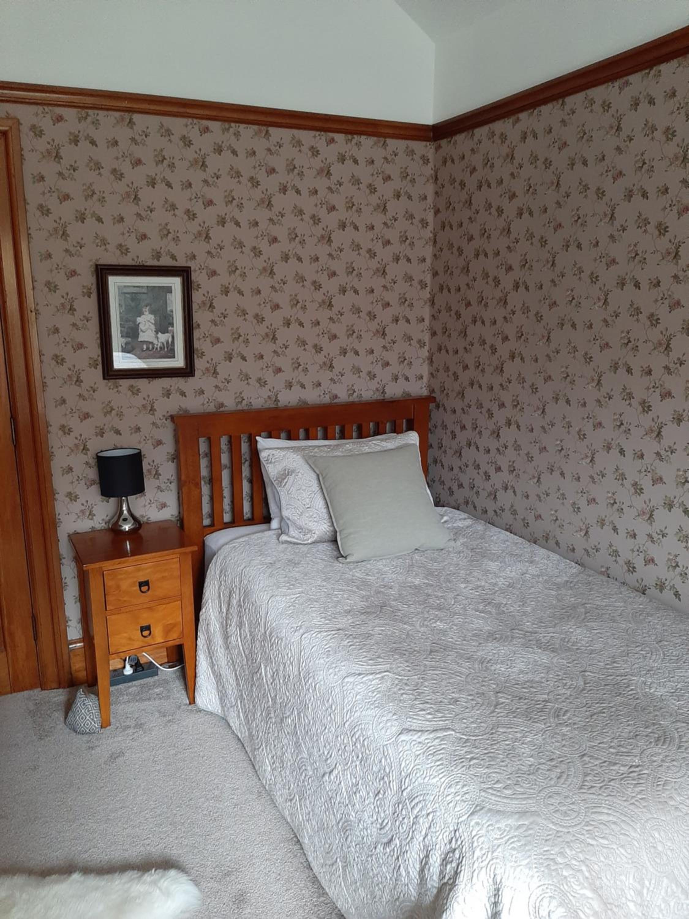 Standard Twin Room with Garden View - Photo 4