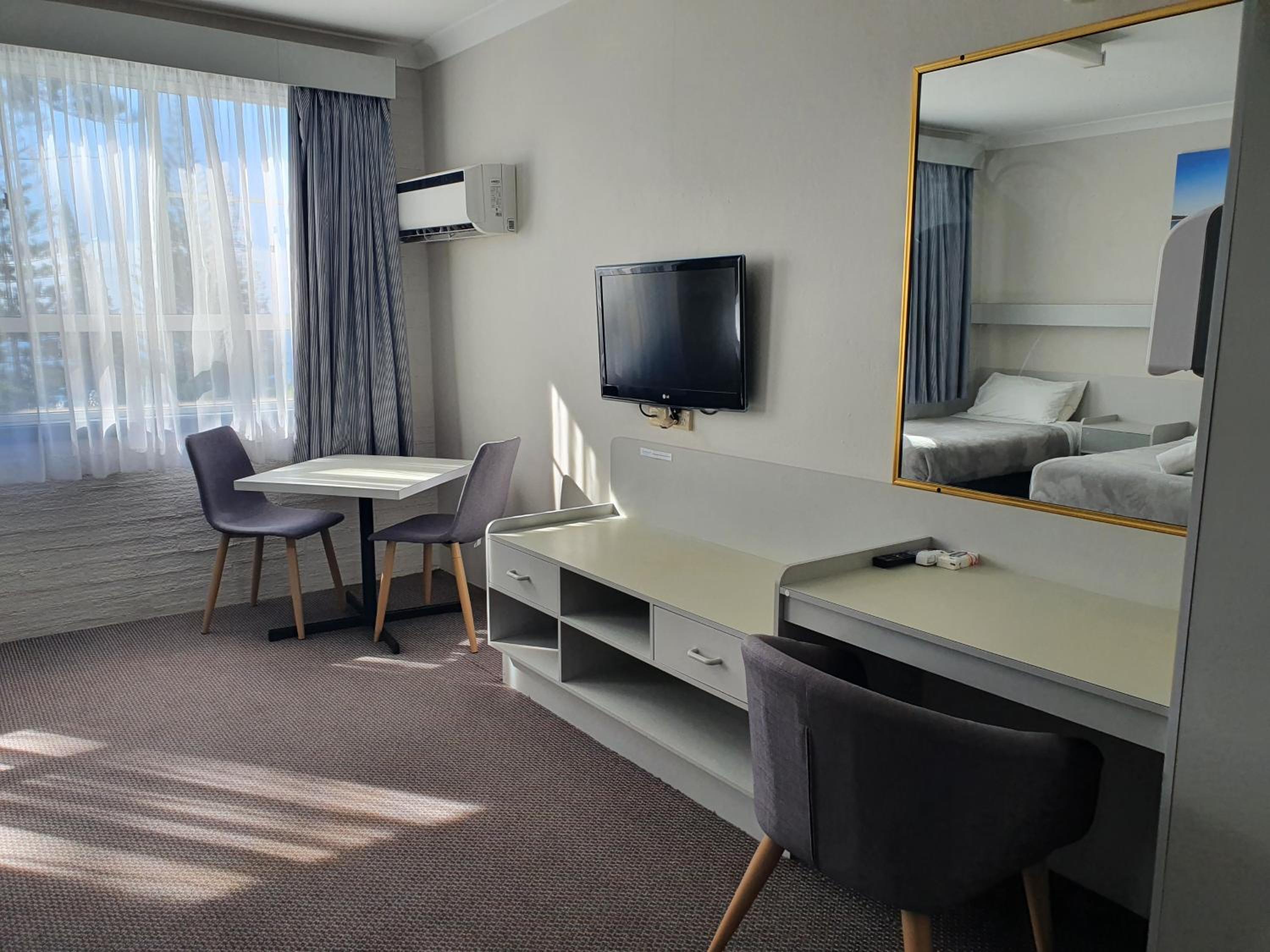 Queen Room with Sea View photo 1