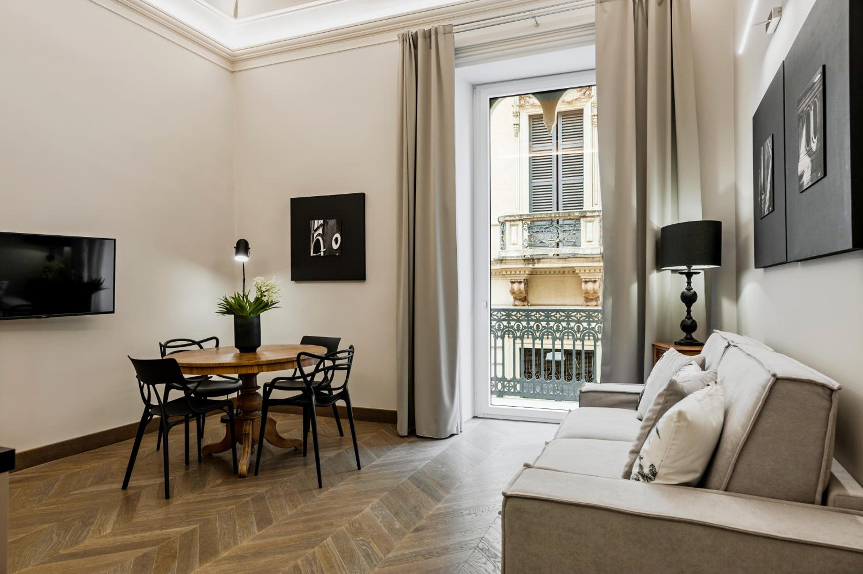 One-Bedroom Apartment - Photo 10
