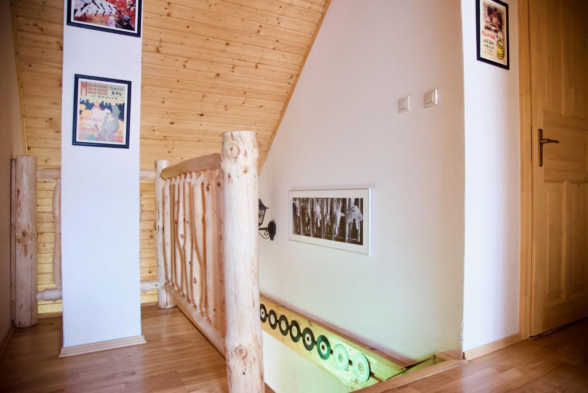 Three-Bedroom Chalet - Photo 28