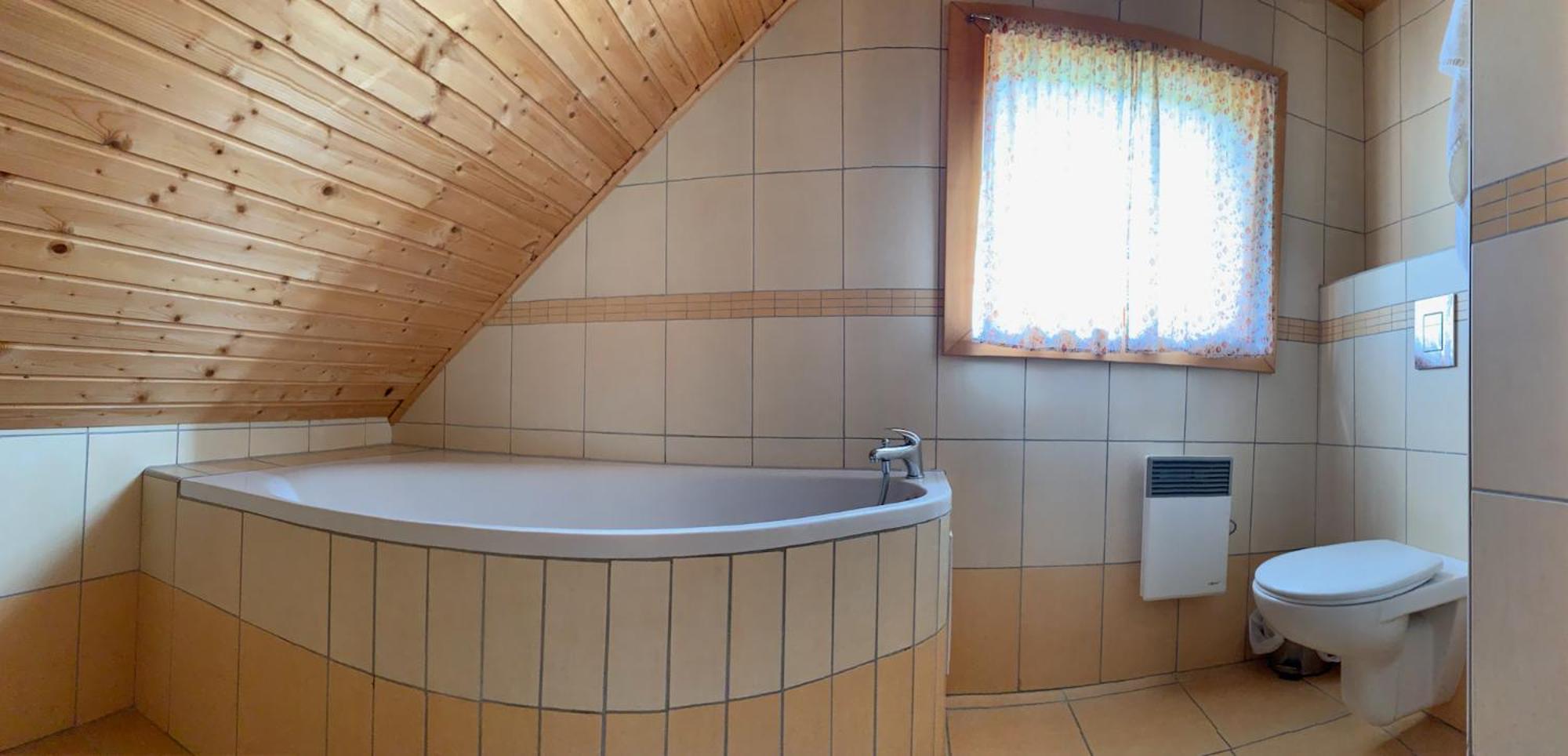 Three-Bedroom Chalet - Photo 30