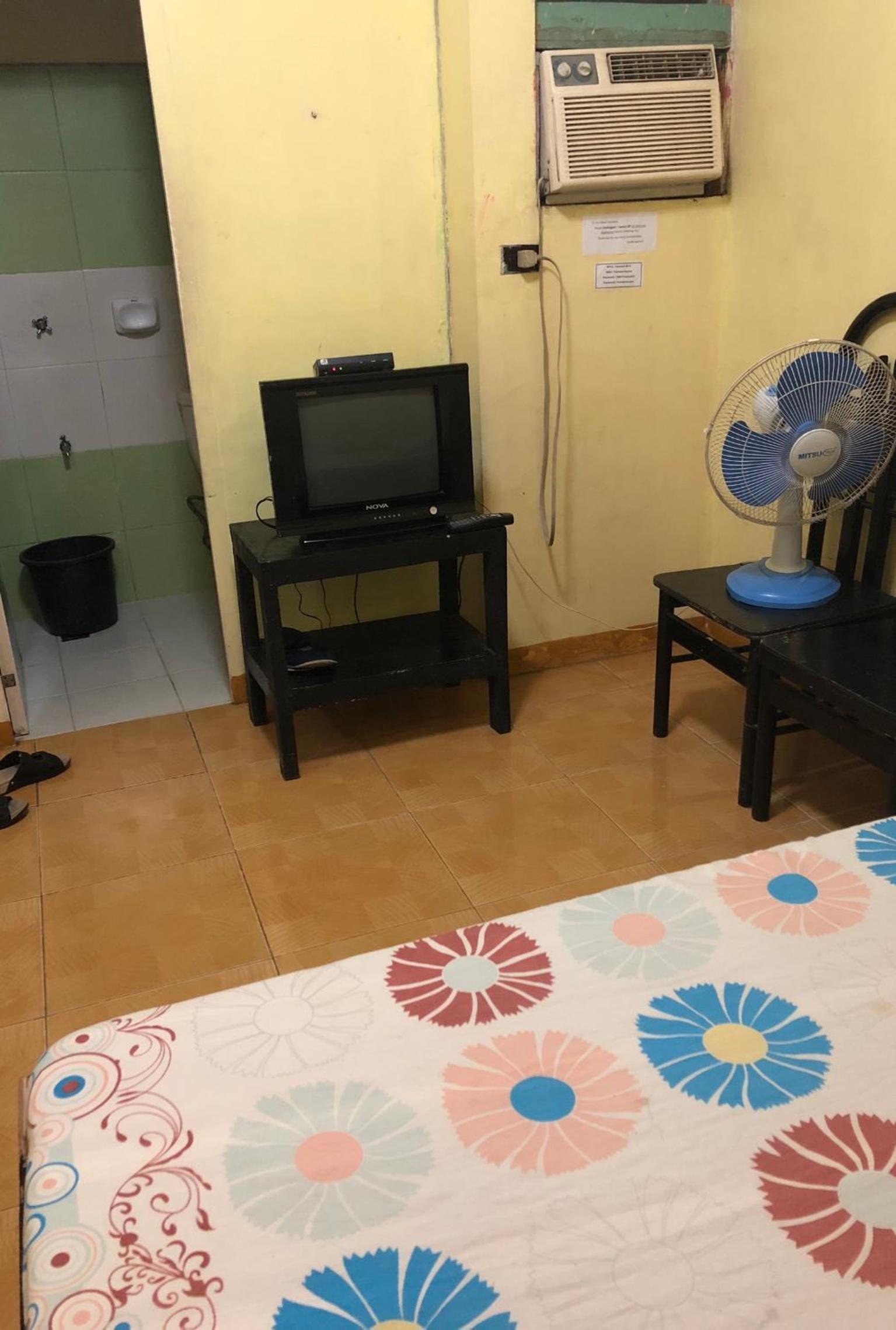 Deluxe Room - Photo 15
