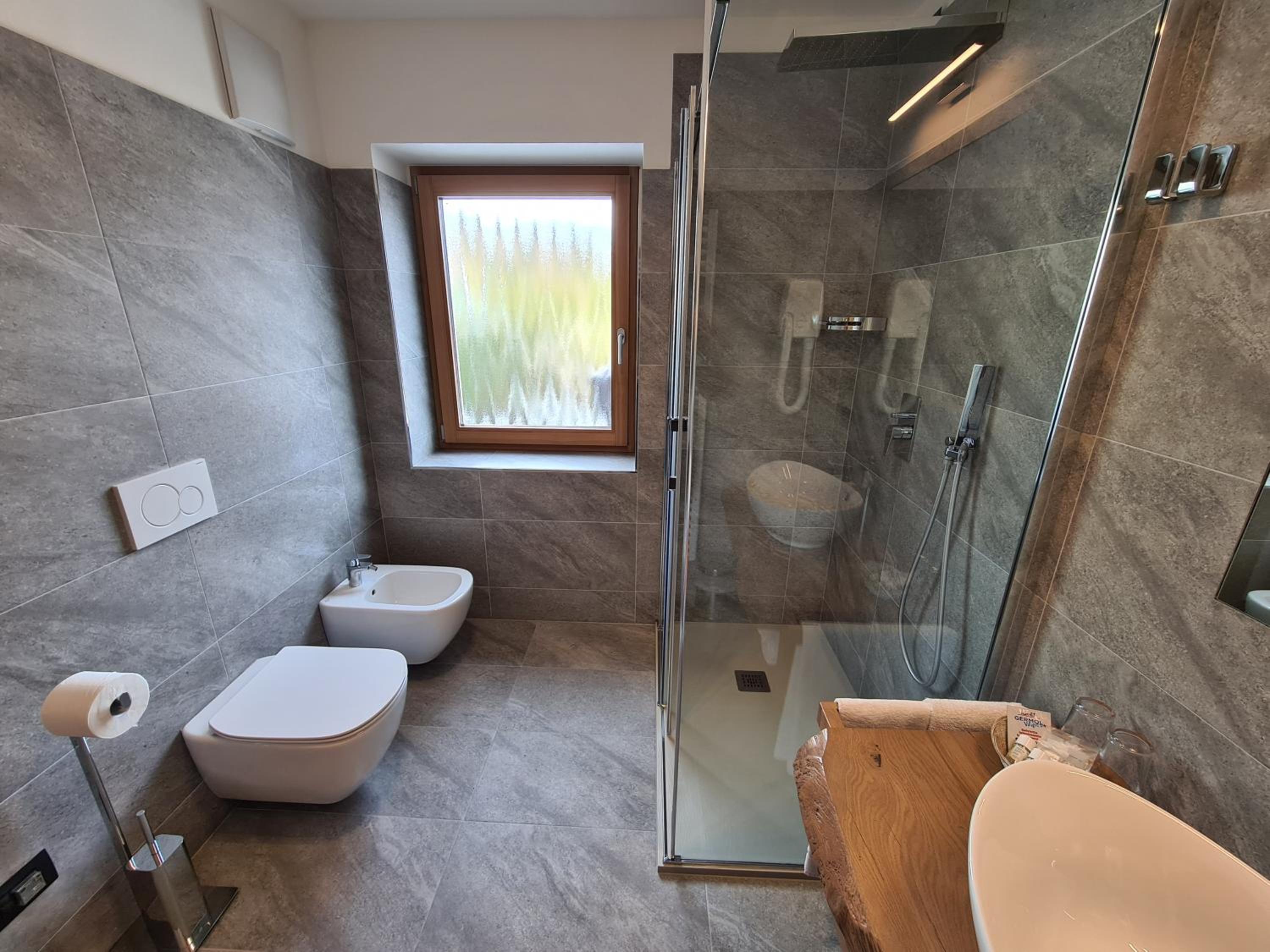 Standard Triple Room photo 3