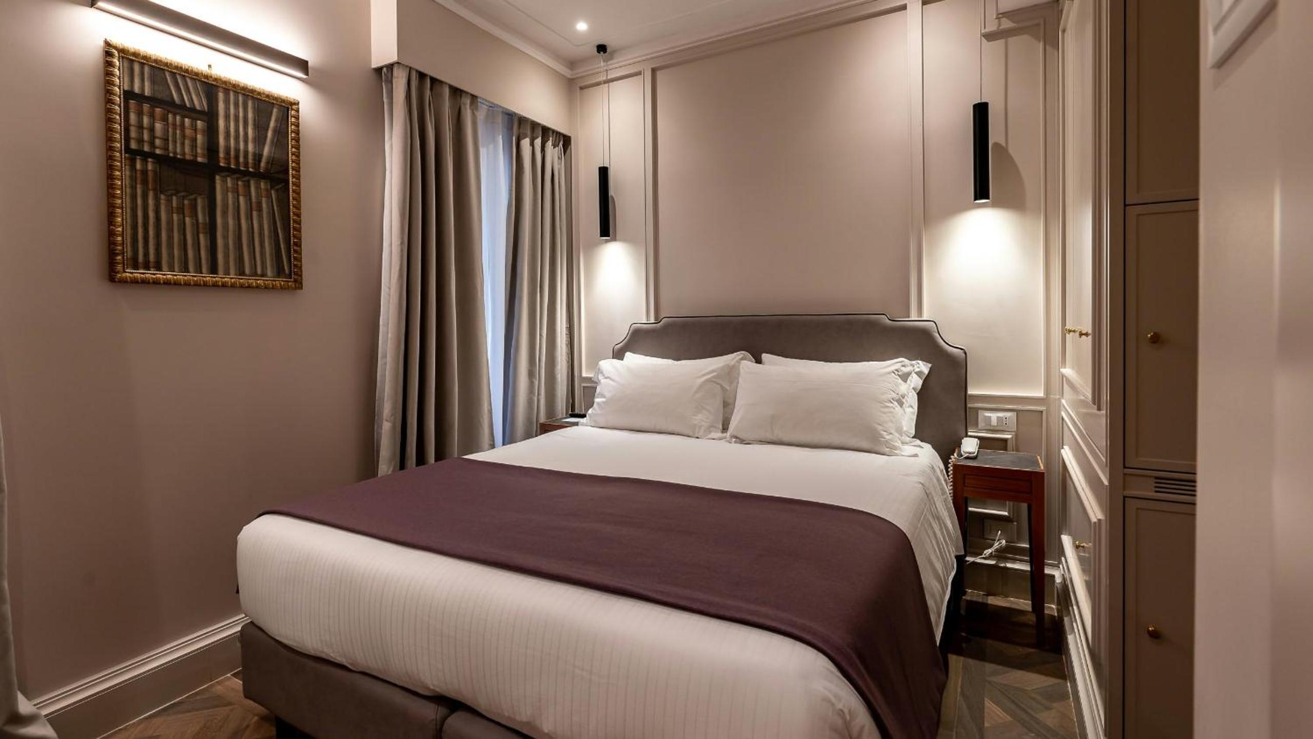 Small Double or Twin Room - Annex