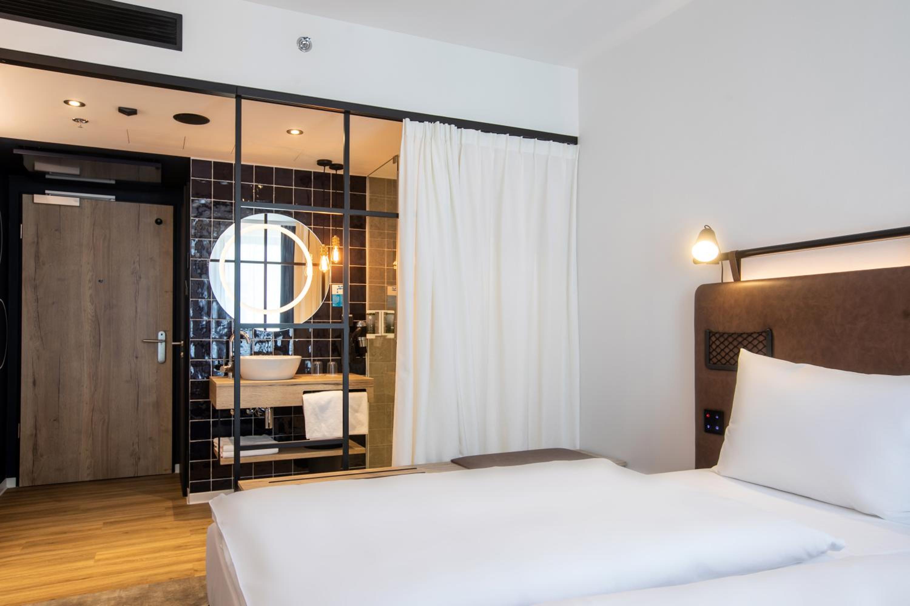 Surprise Room - Room revealed on Arrival
