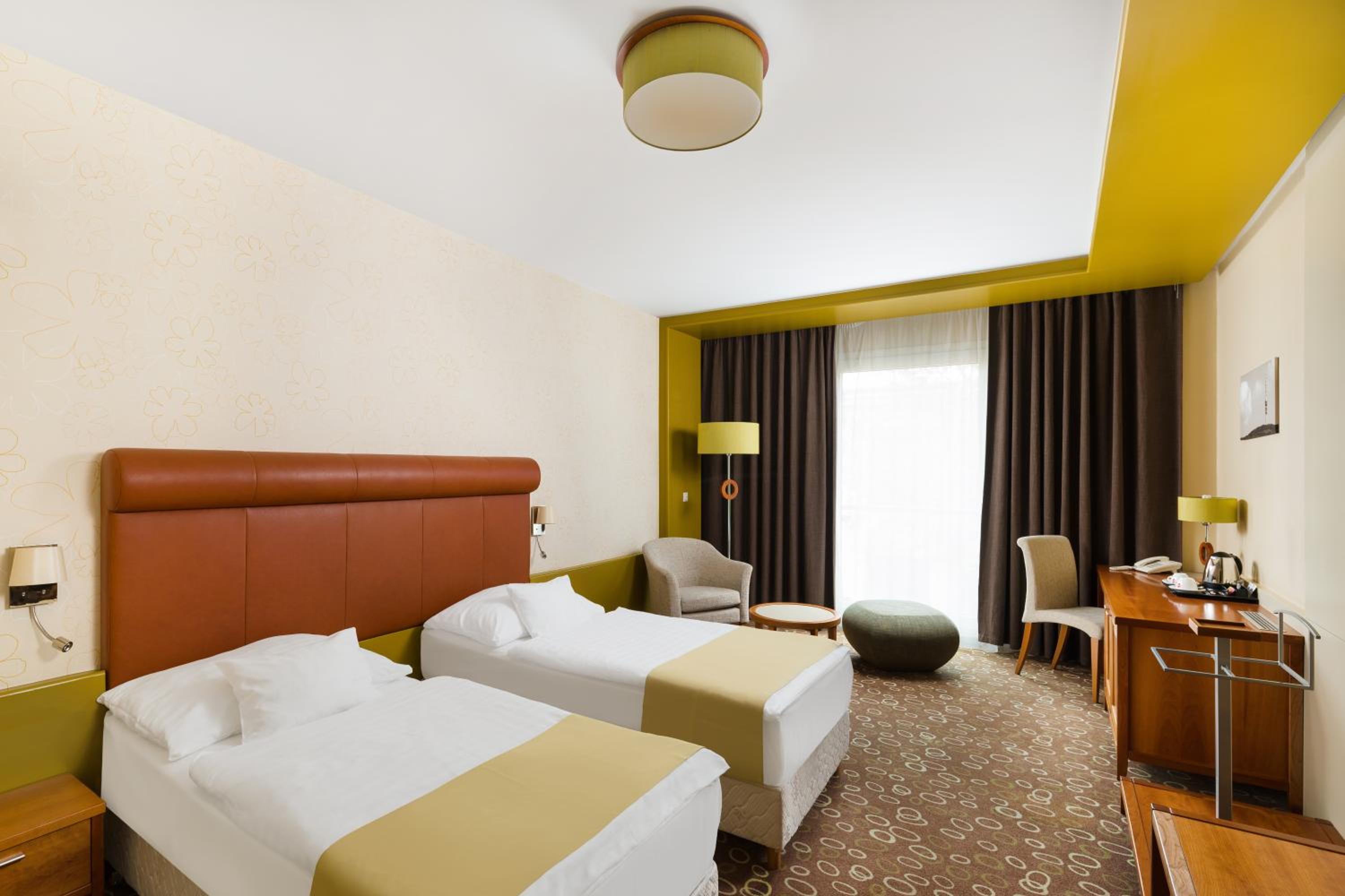 Superior Double or Twin Room - Photo 2