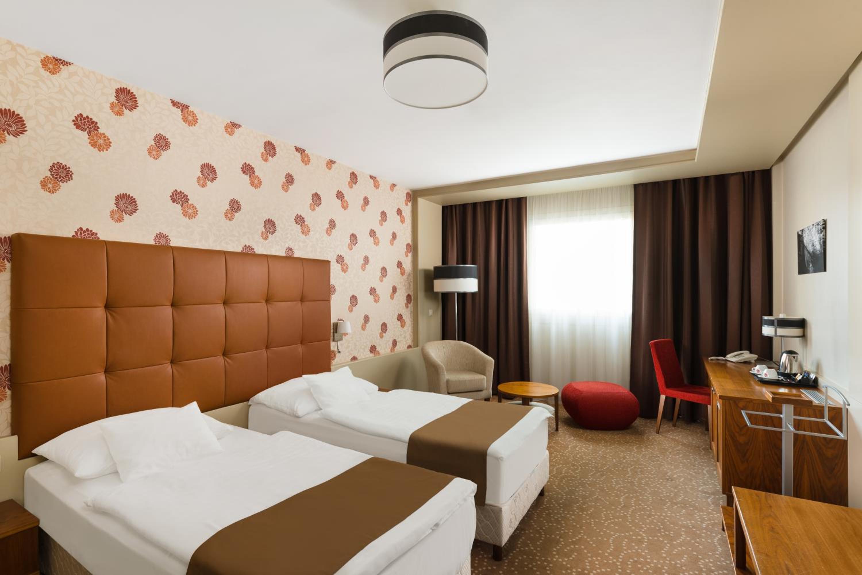 Standard Double or Twin Room - Photo 1