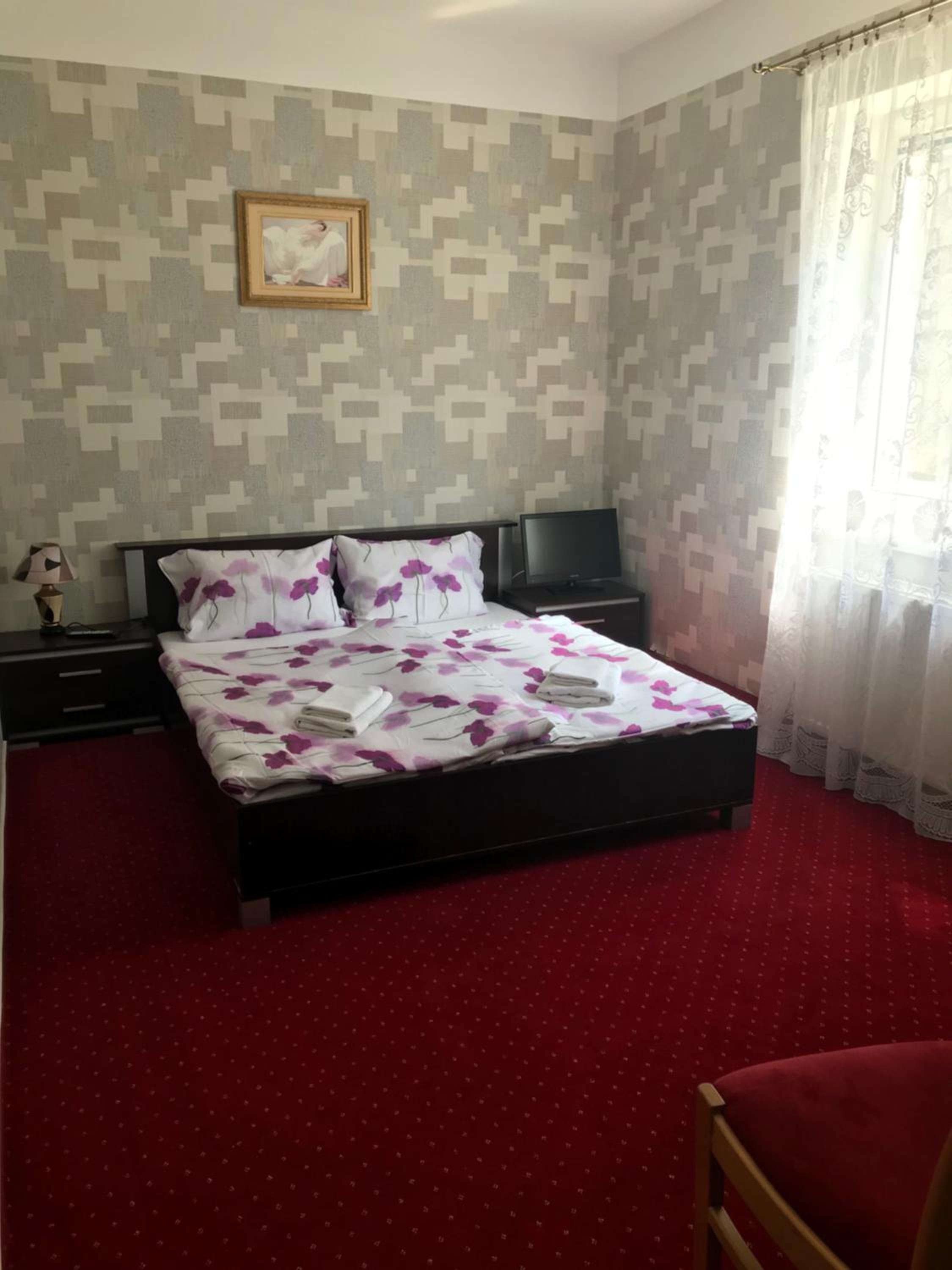 Small Double Room photo 1