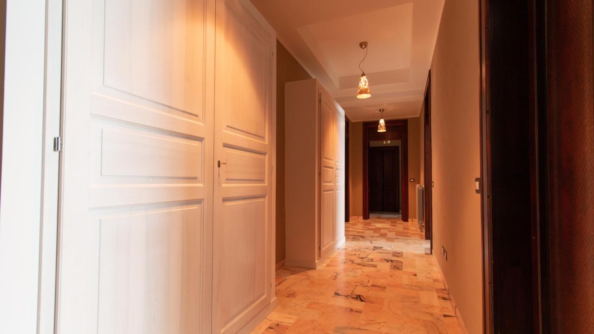 Double Room with Private External Bathroom - Photo 19