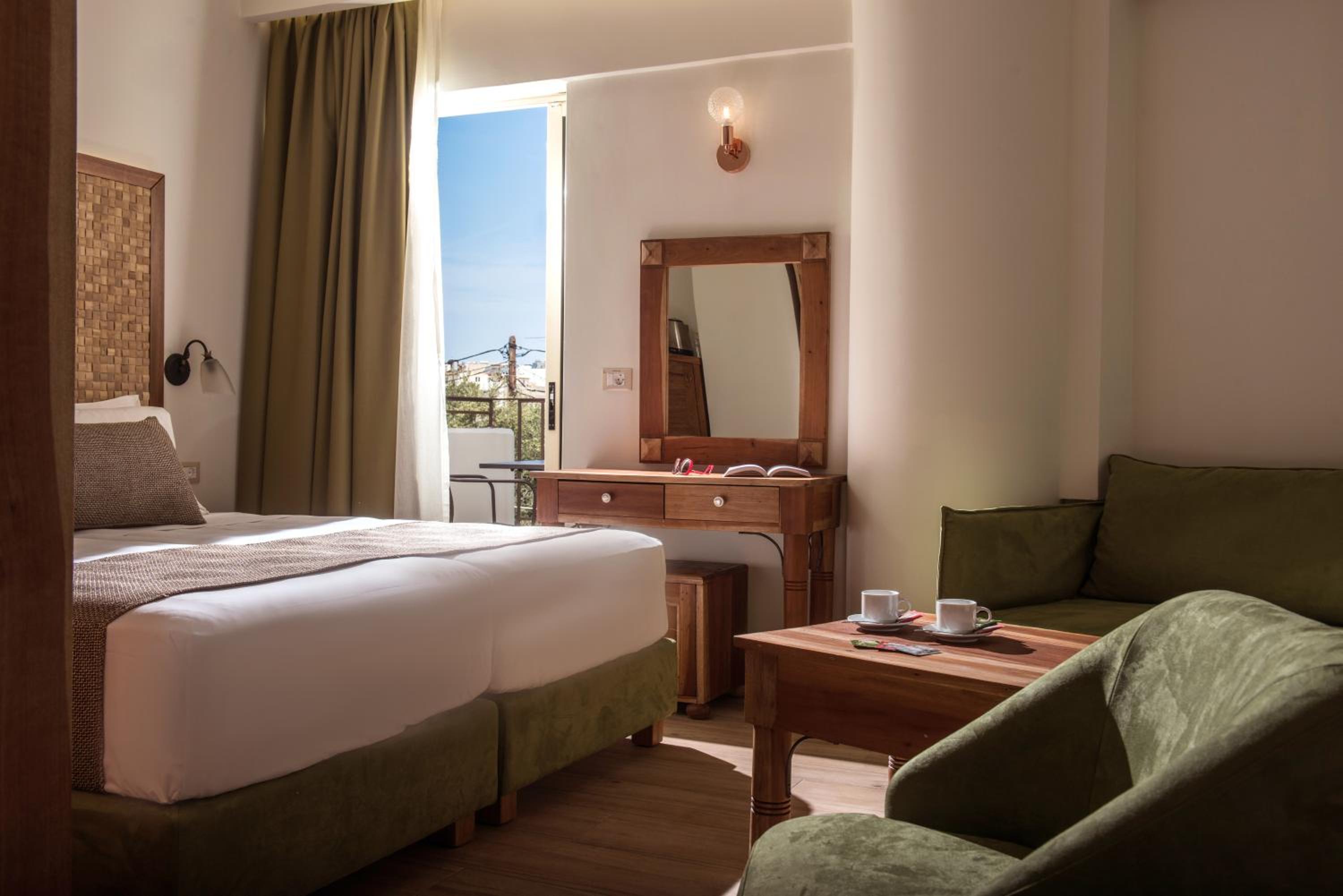 Superior Suite - Photo 2