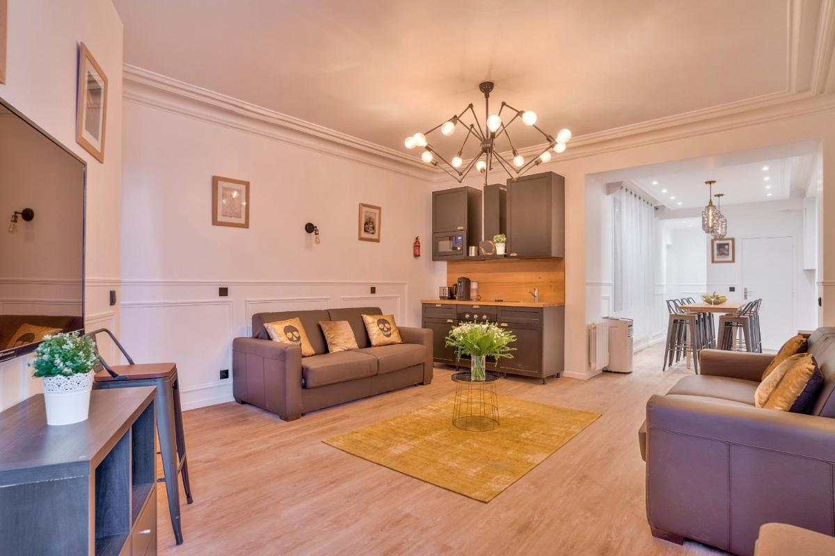 Apartment photo 1