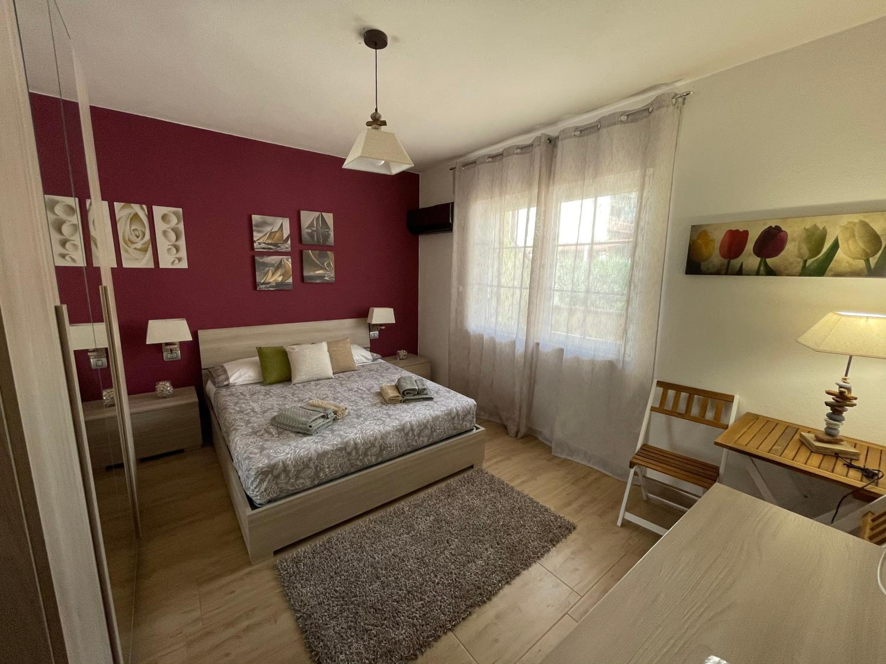 Double Room with Private Bathroom - Photo 2