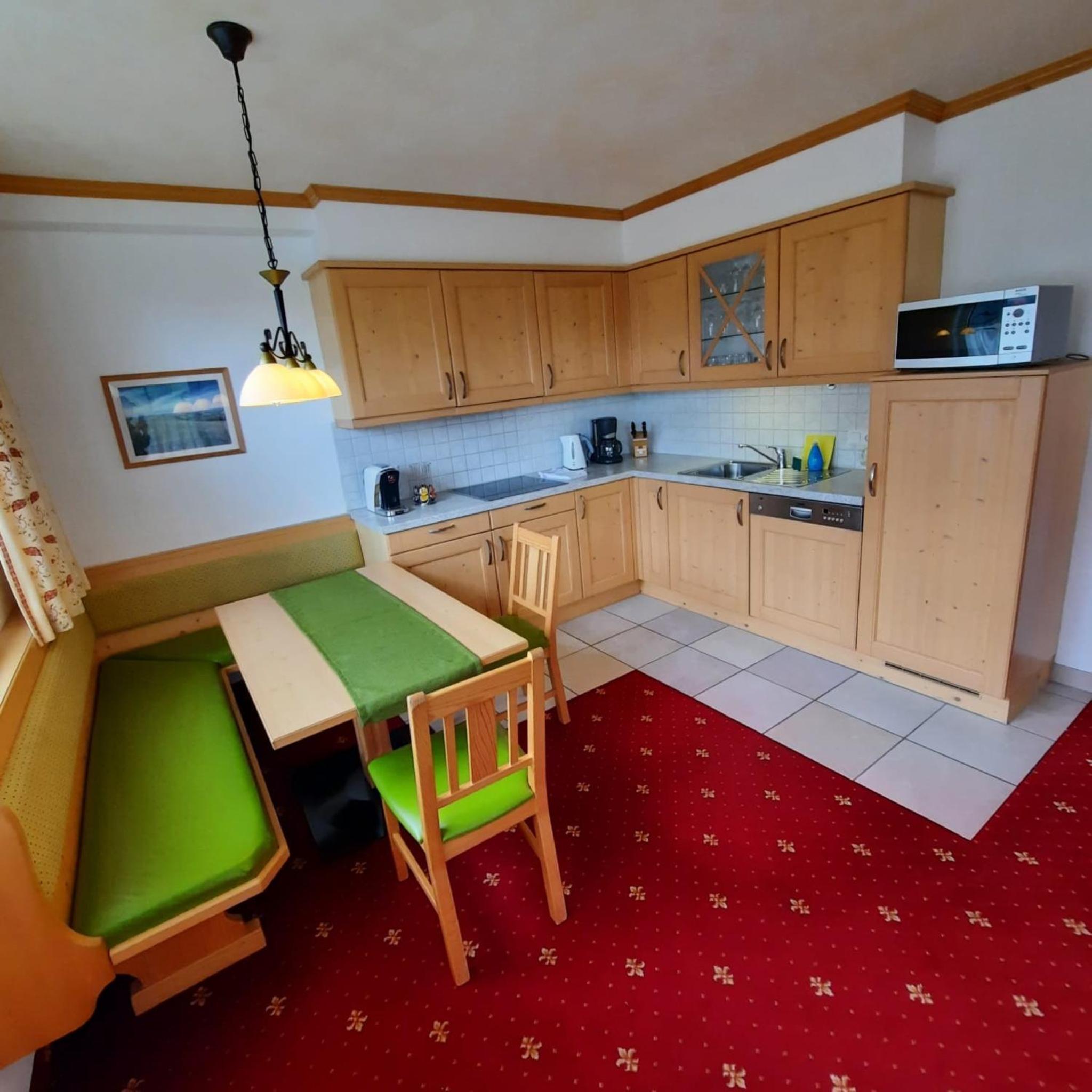 Two-Bedroom Apartment with Balcony photo 2