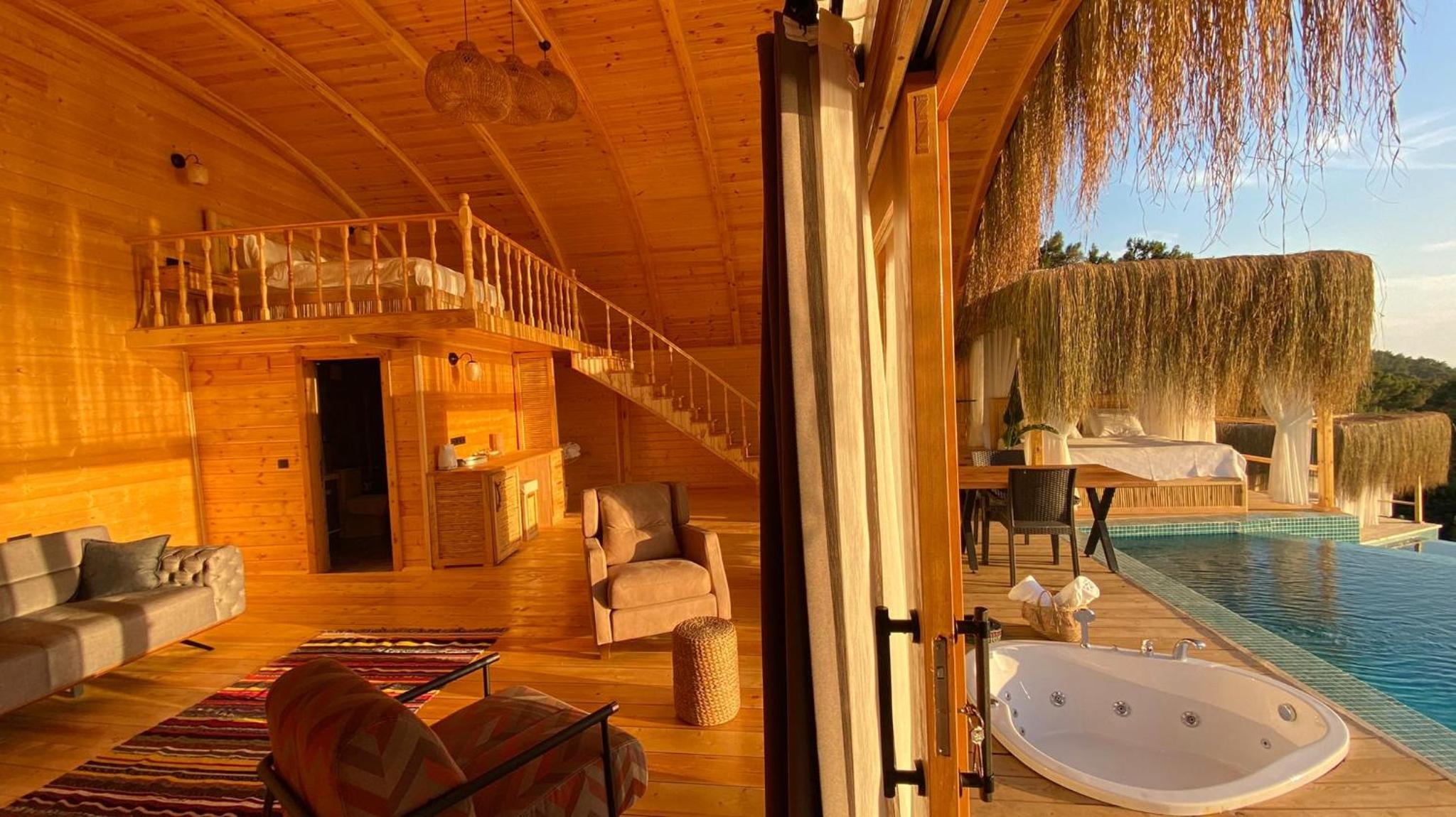 Bungalow with Sea View - Photo 4