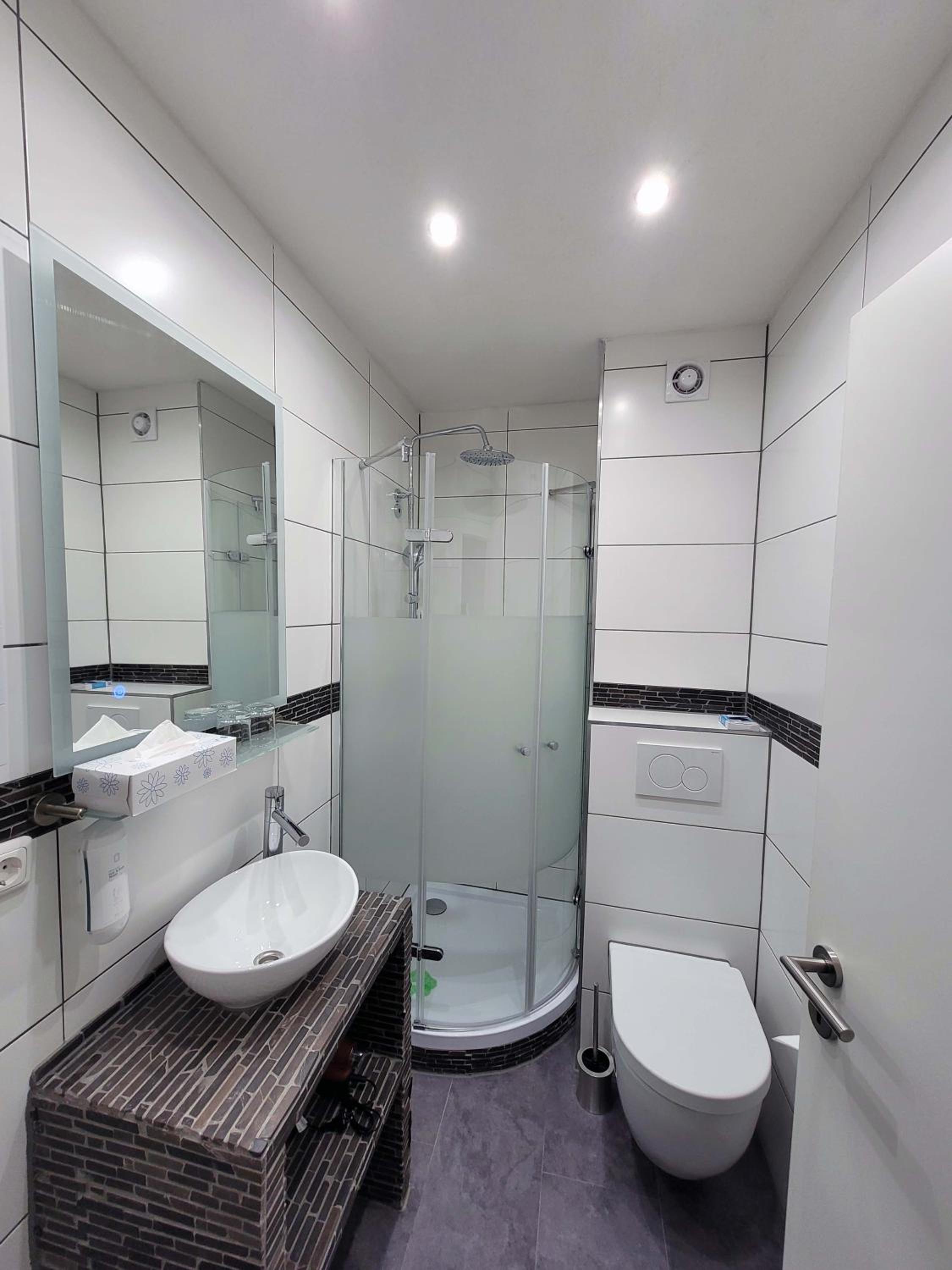 Single Room photo 2