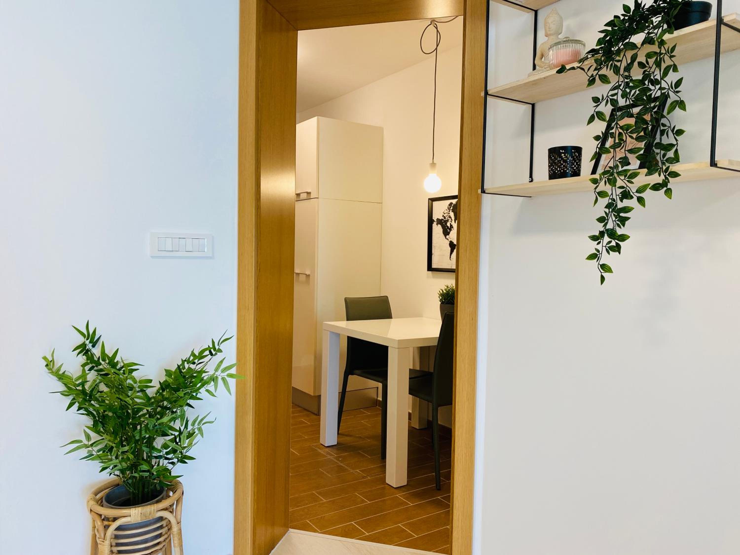 Studio Apartment - Ground Floor (no view) photo 3
