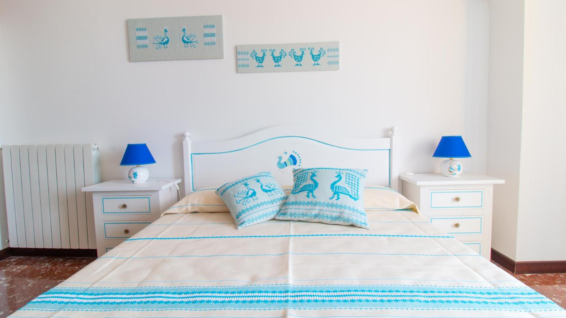 Double Room with Private External Bathroom - Photo 1