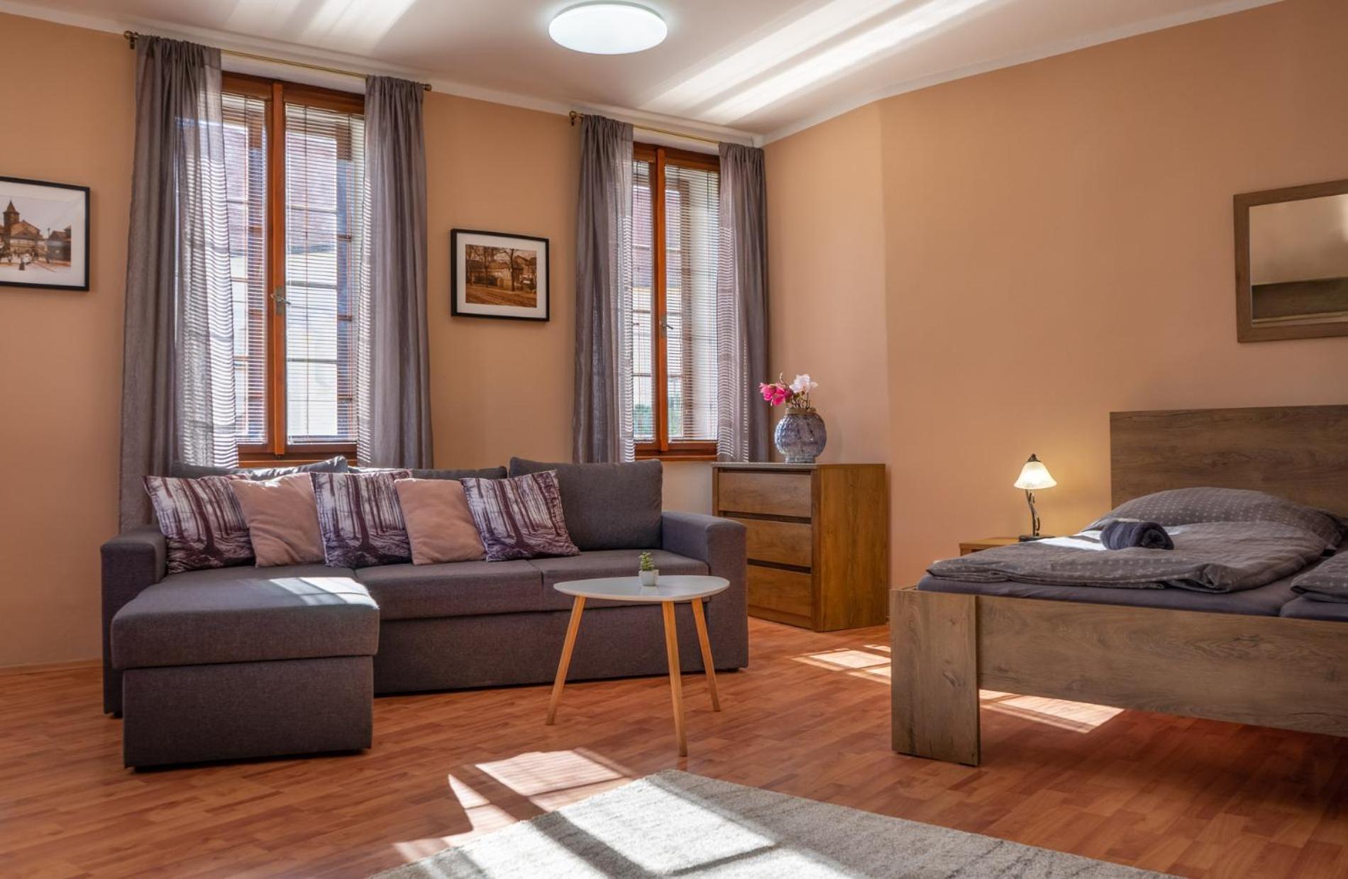 Apartment - Photo 10