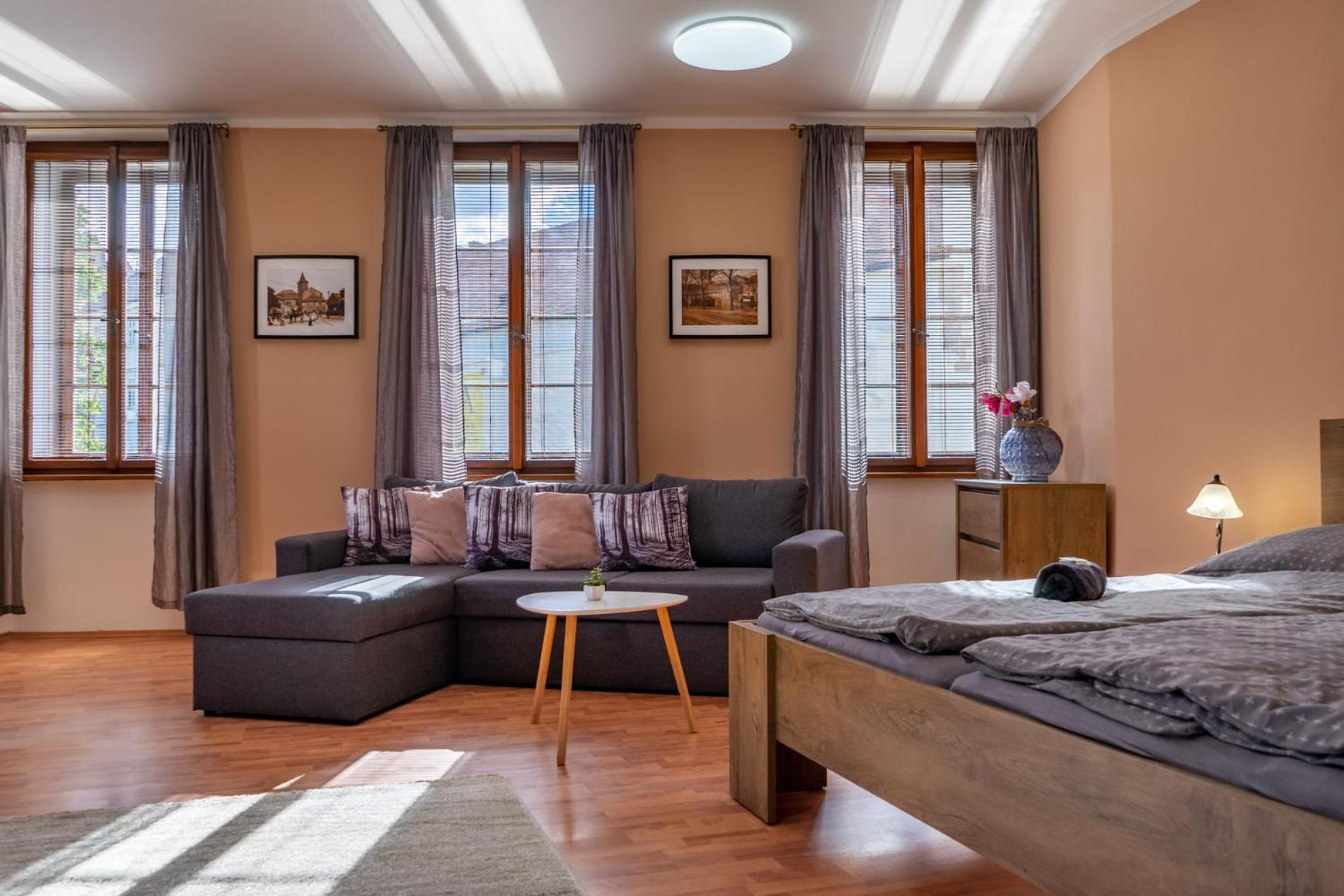 Apartment - Photo 13