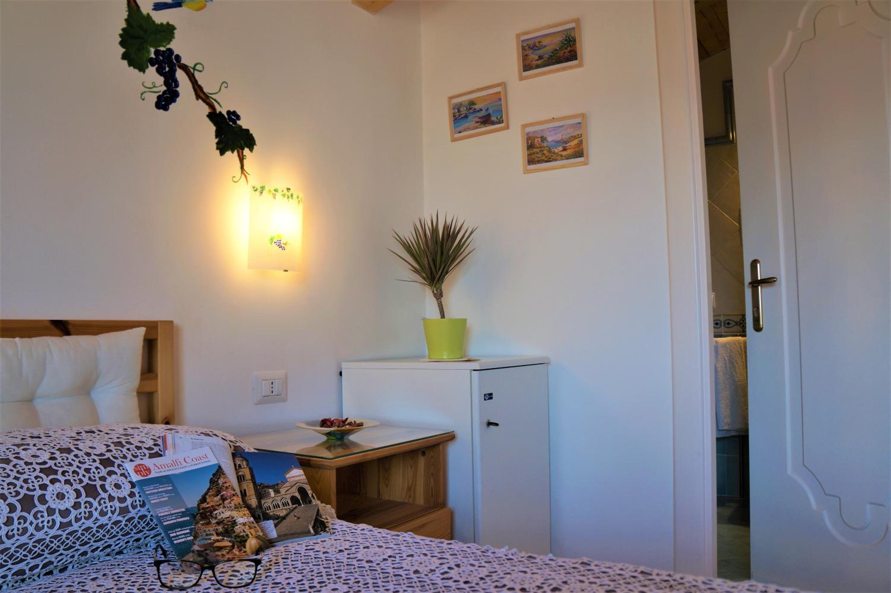Double or Twin Room with Sea View - Photo 14